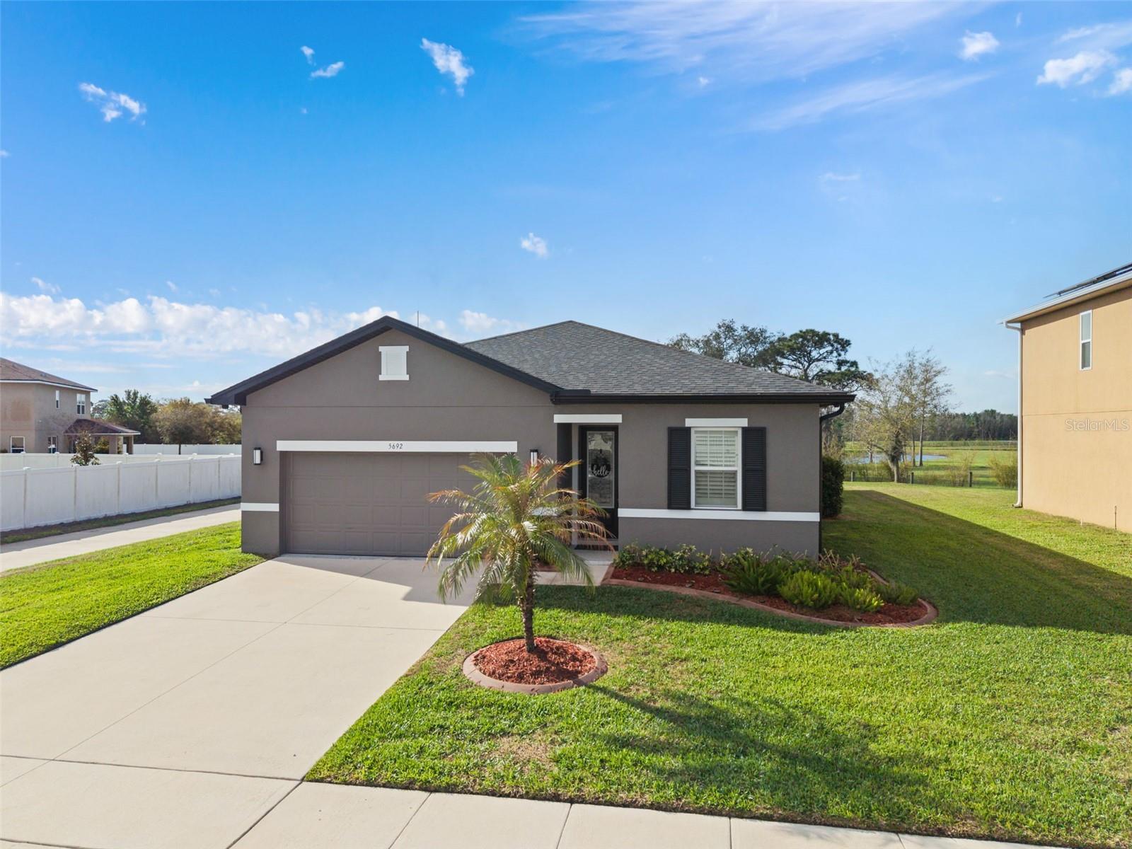 Single Family Residence em ST CLOUD, FL - Daniel Dourado