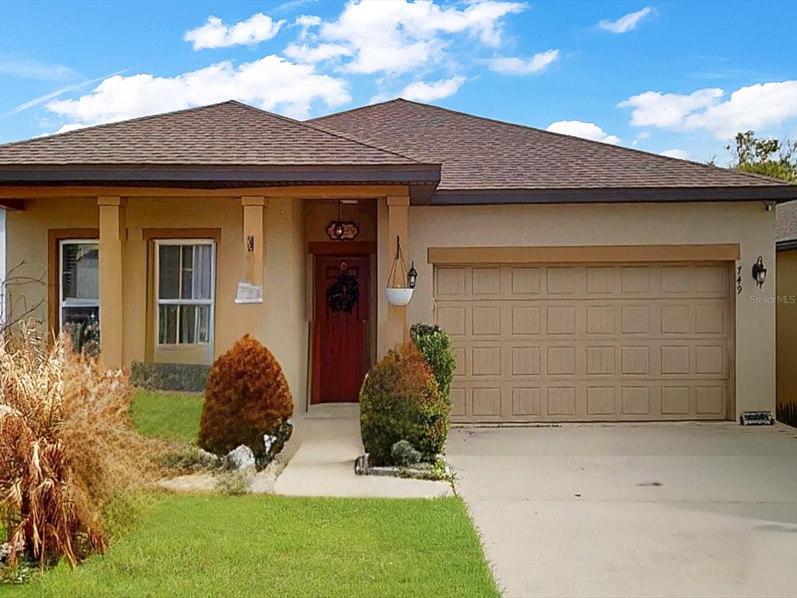 Single Family Residence in DAVENPORT, FL - Daniel Dourado
