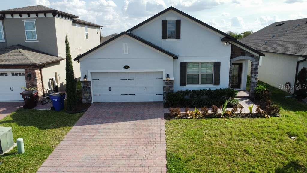 Single Family Residence em ST CLOUD, FL - Daniel Dourado