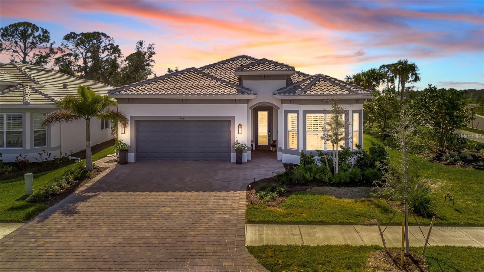 Single Family Residence em ENGLEWOOD, FL - Daniel Dourado