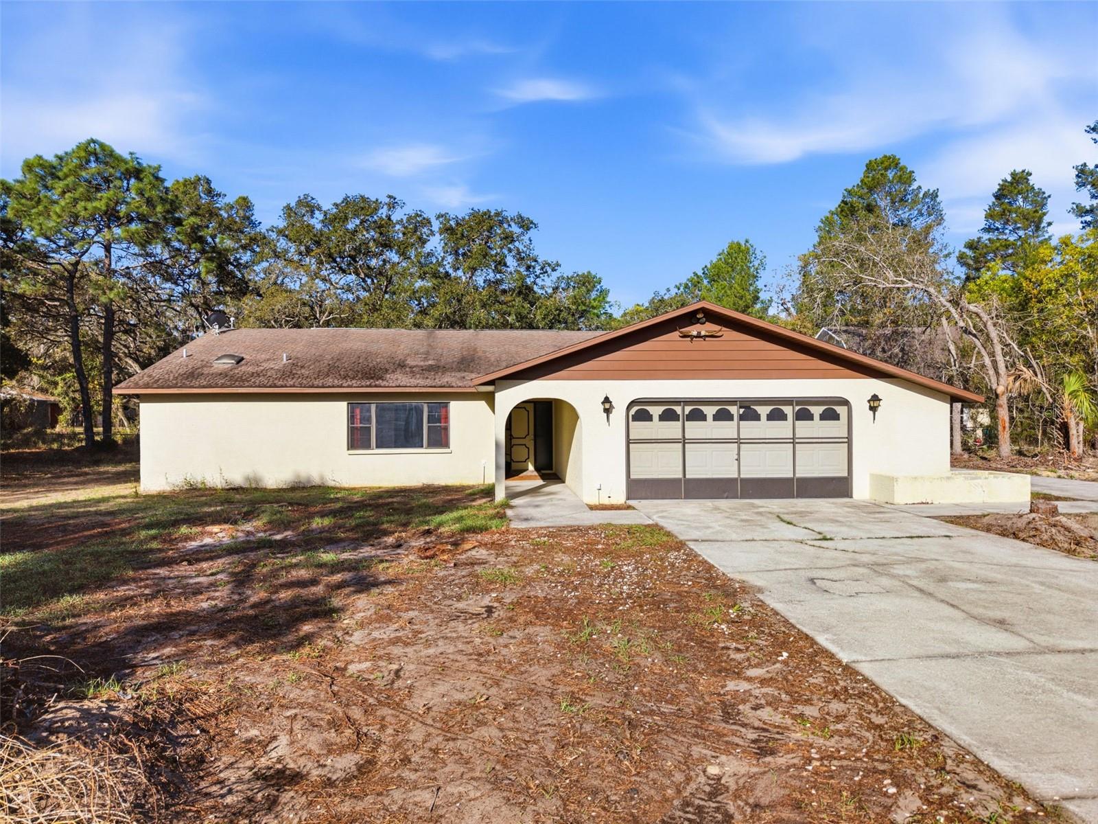 Single Family Residence in HUDSON, FL - Daniel Dourado