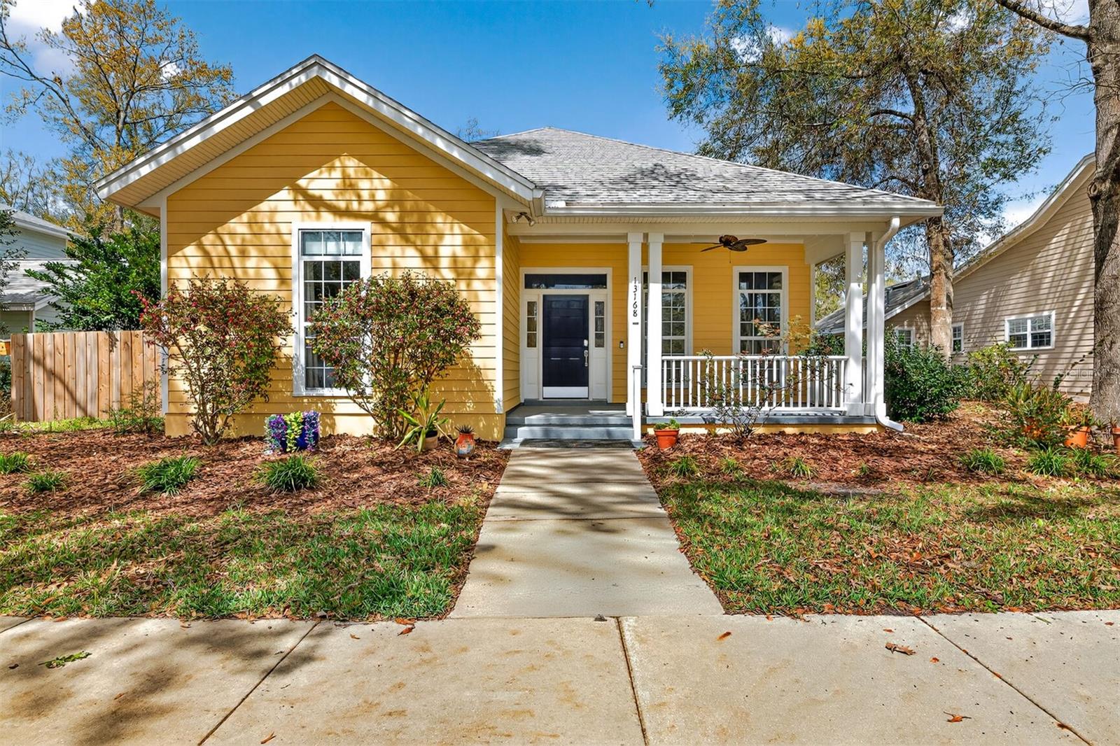 Single Family Residence em NEWBERRY, FL - Daniel Dourado