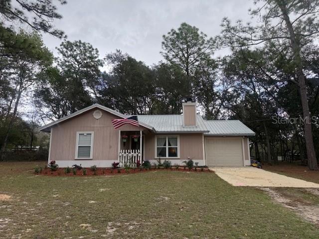 Single Family Residence in KEYSTONE HEIGHTS, FL - Daniel Dourado