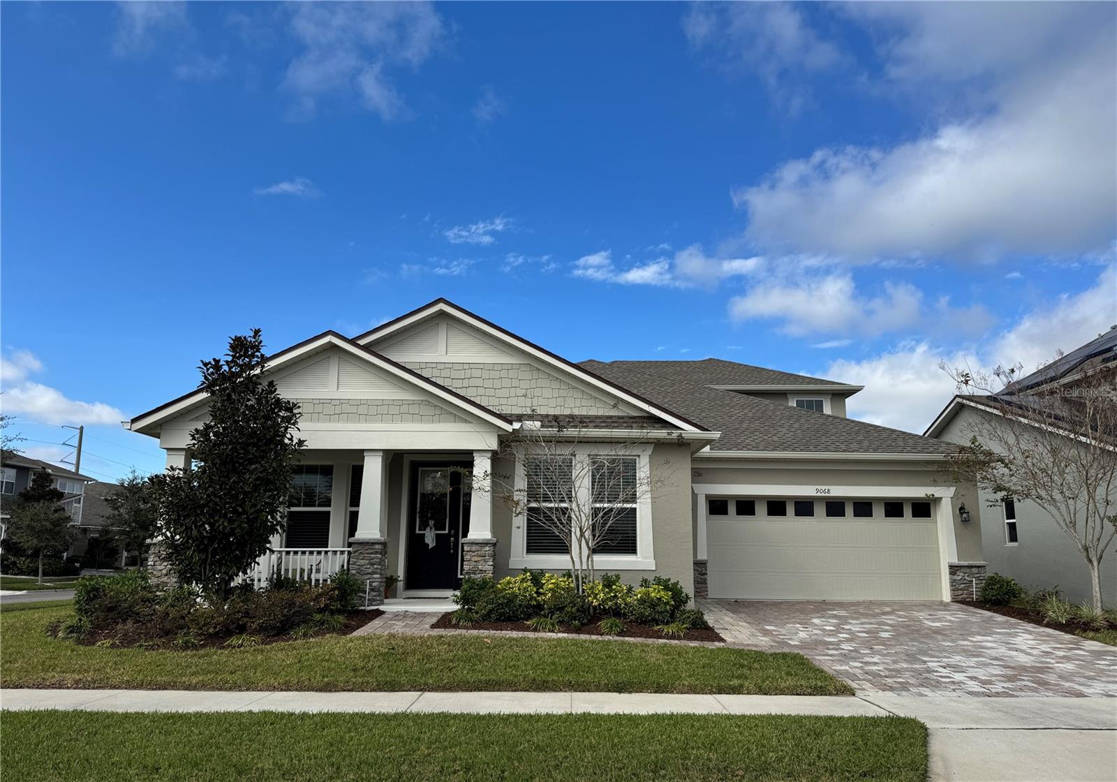 Single Family Residence in ORLANDO, FL - Daniel Dourado