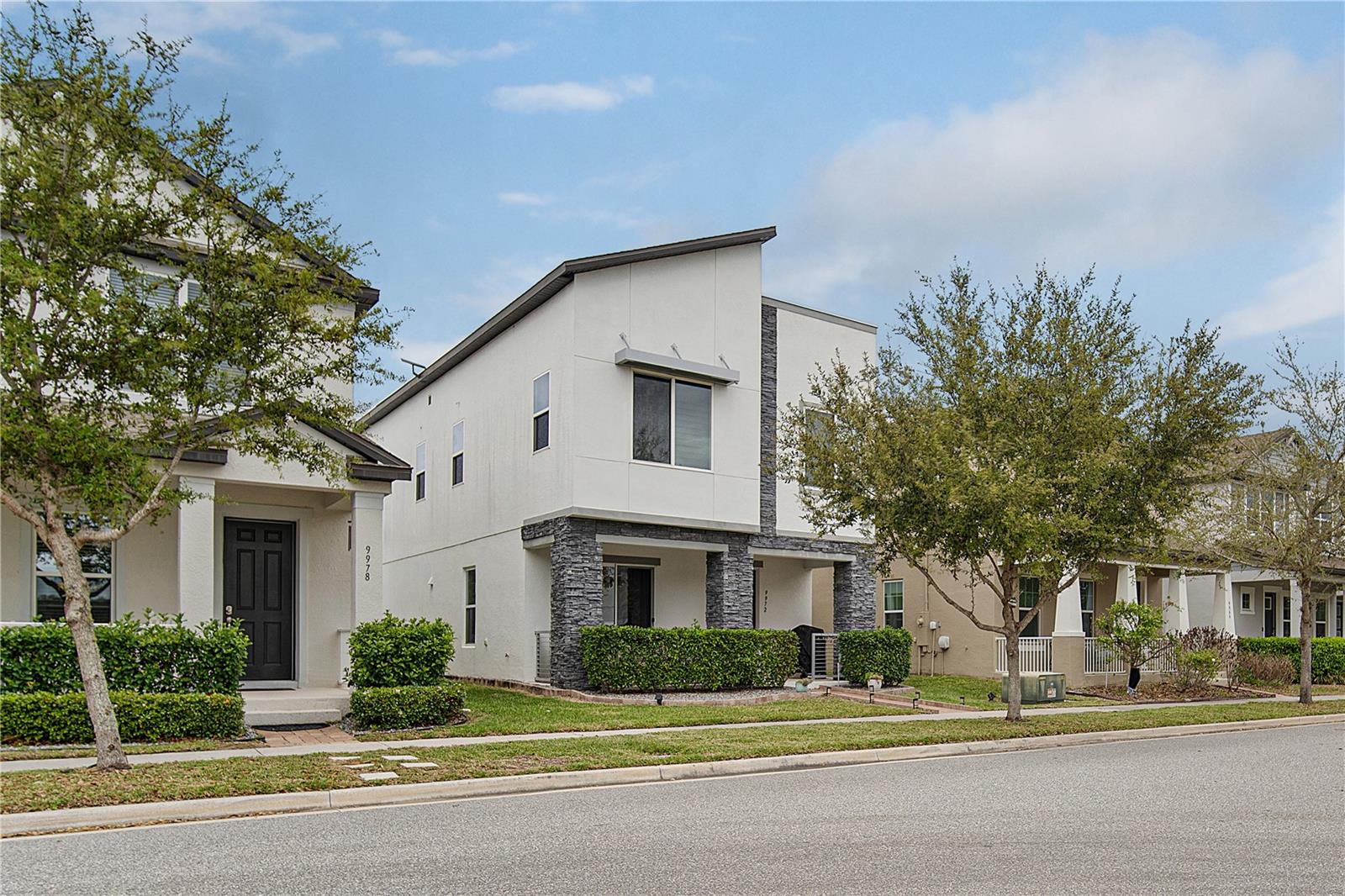 Single Family Residence em WINTER GARDEN, FL - Daniel Dourado