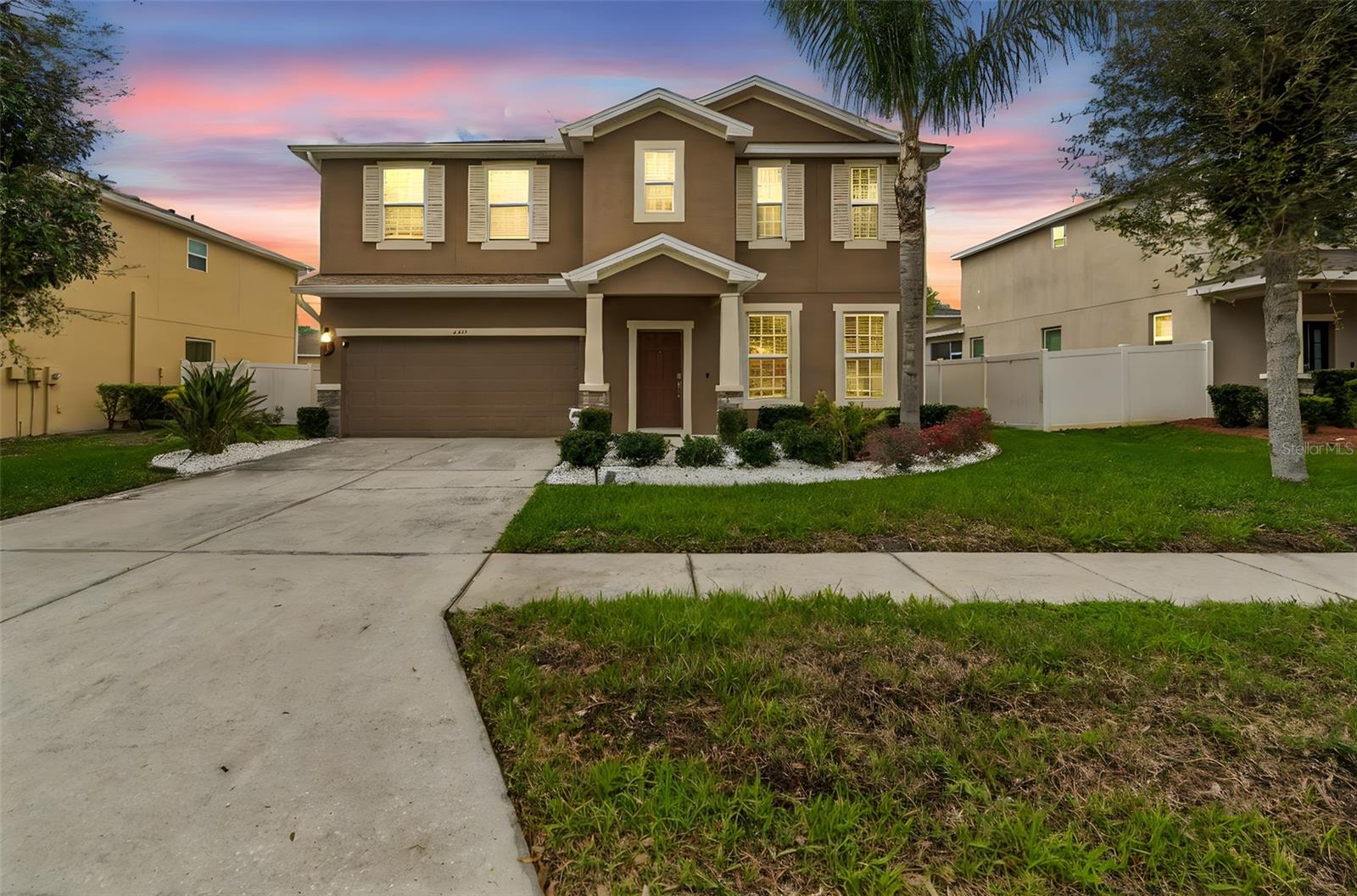 Single Family Residence em ZEPHYRHILLS, FL - Daniel Dourado