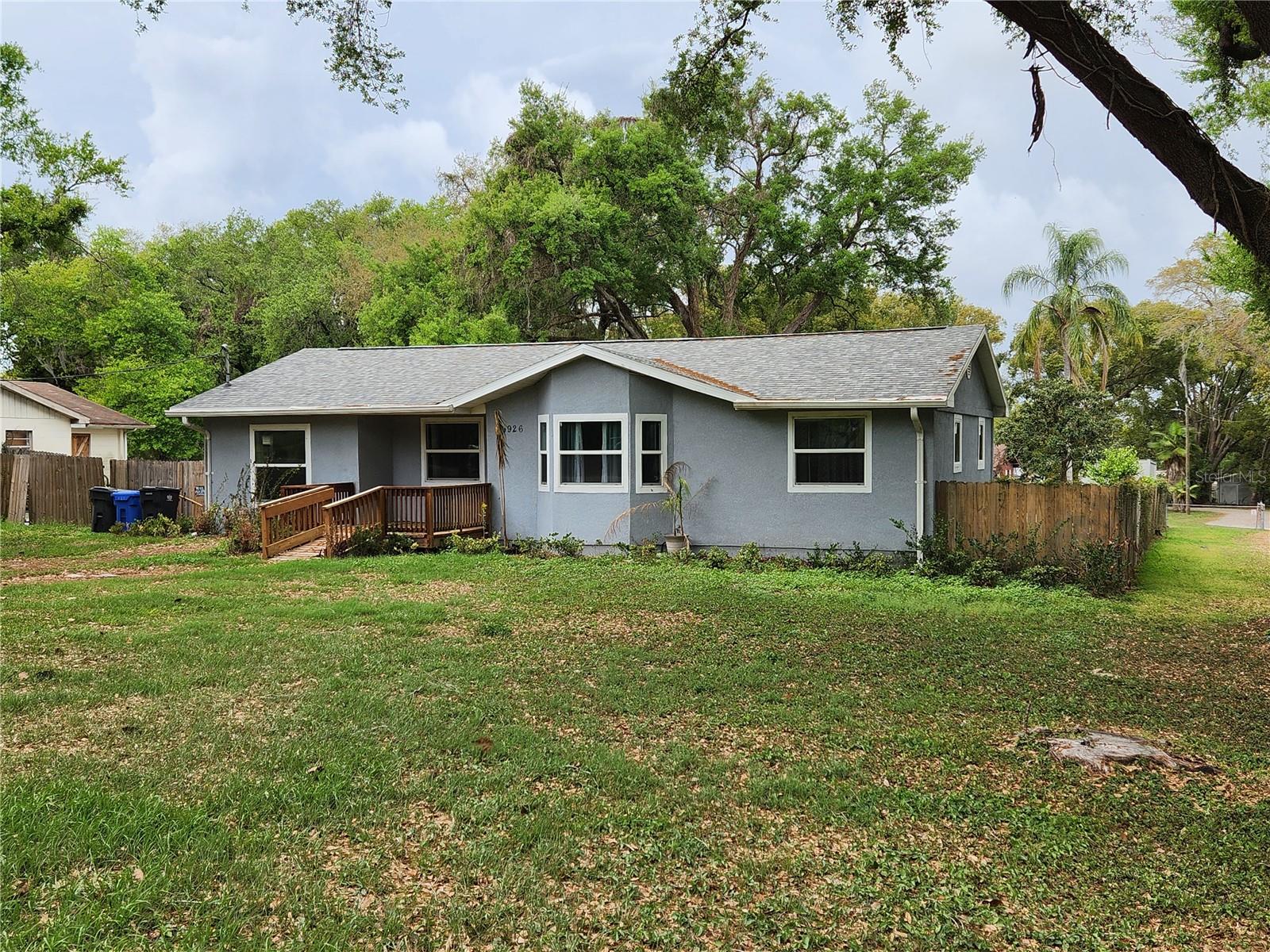 Single Family Residence em VALRICO, FL - Daniel Dourado