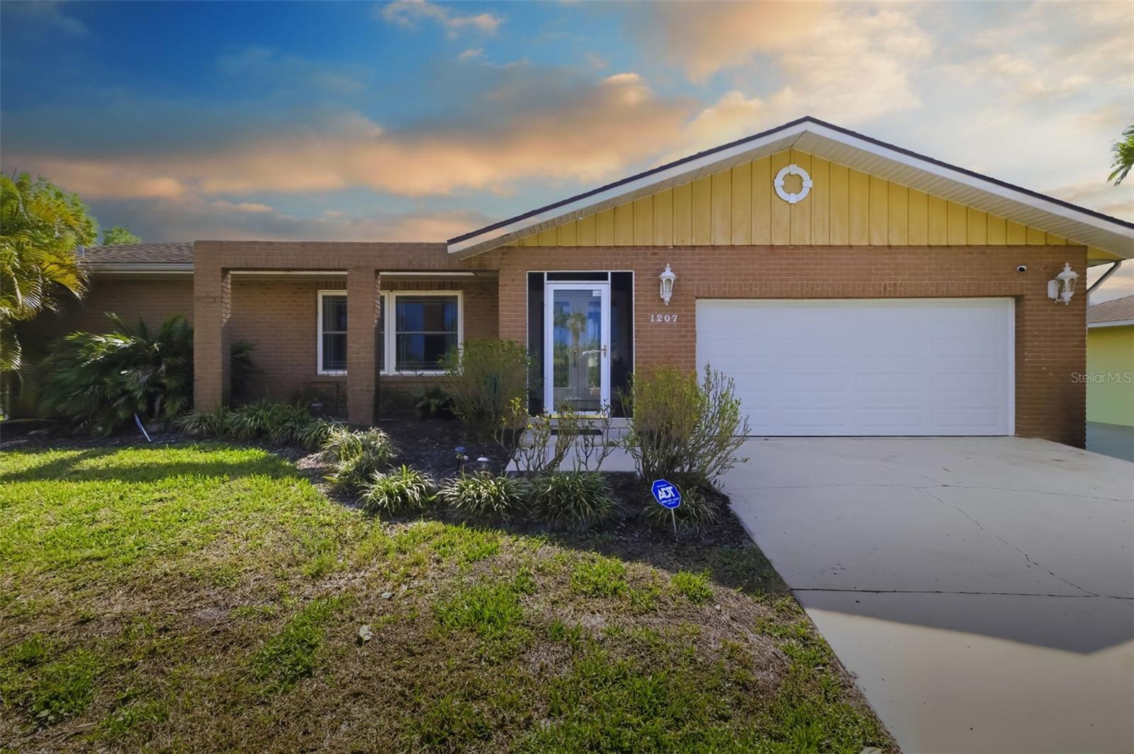 Single Family Residence em BRADENTON, FL - Daniel Dourado