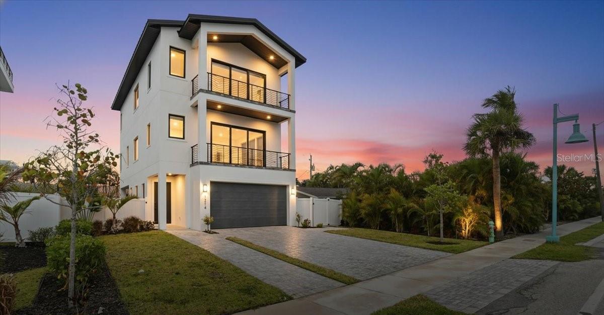 Single Family Residence em ENGLEWOOD, FL - Daniel Dourado