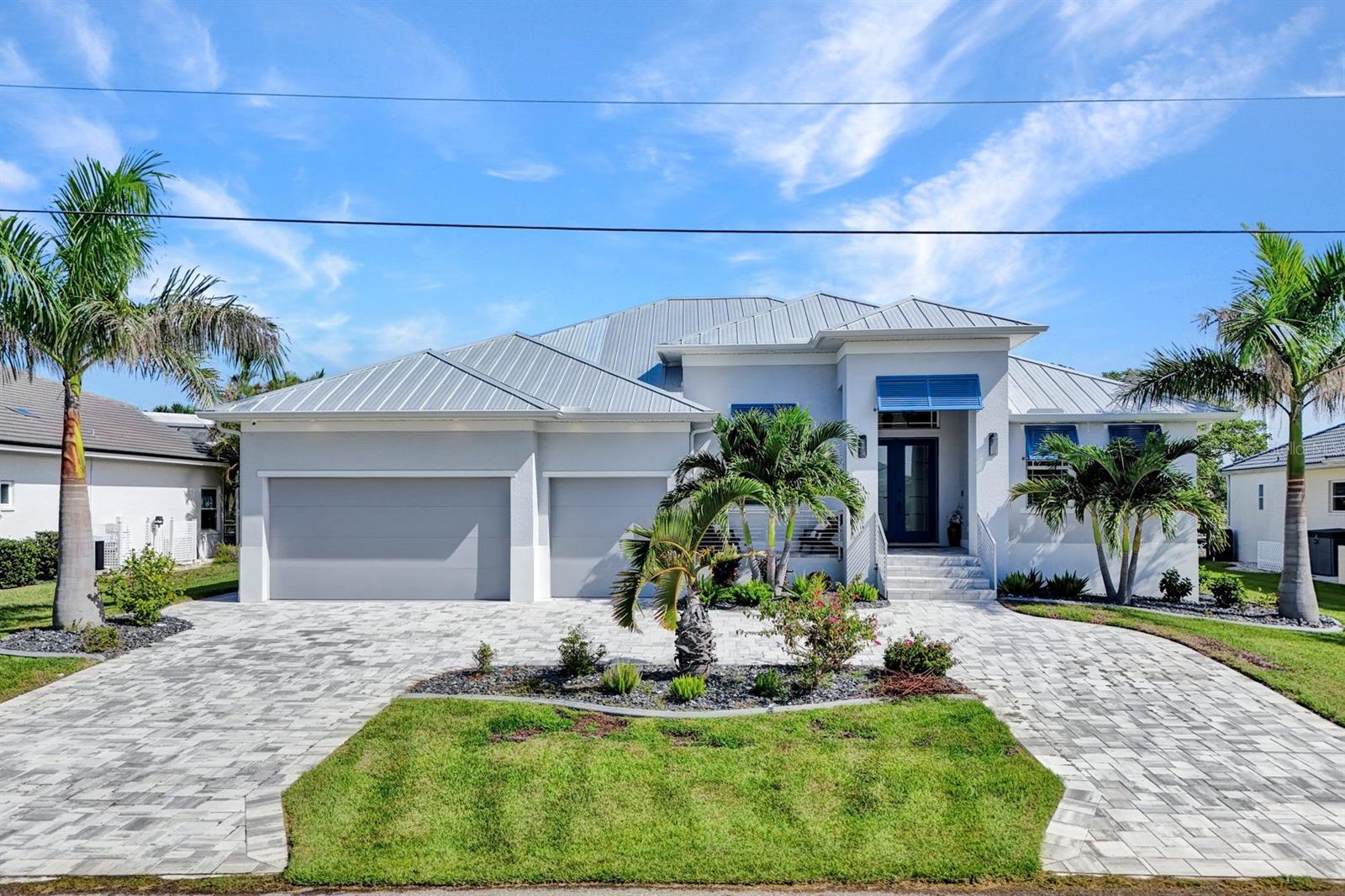 Single Family Residence em PUNTA GORDA, FL - Daniel Dourado