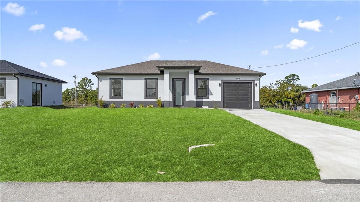 Single Family Residence in LEHIGH ACRES, FL - Daniel Dourado