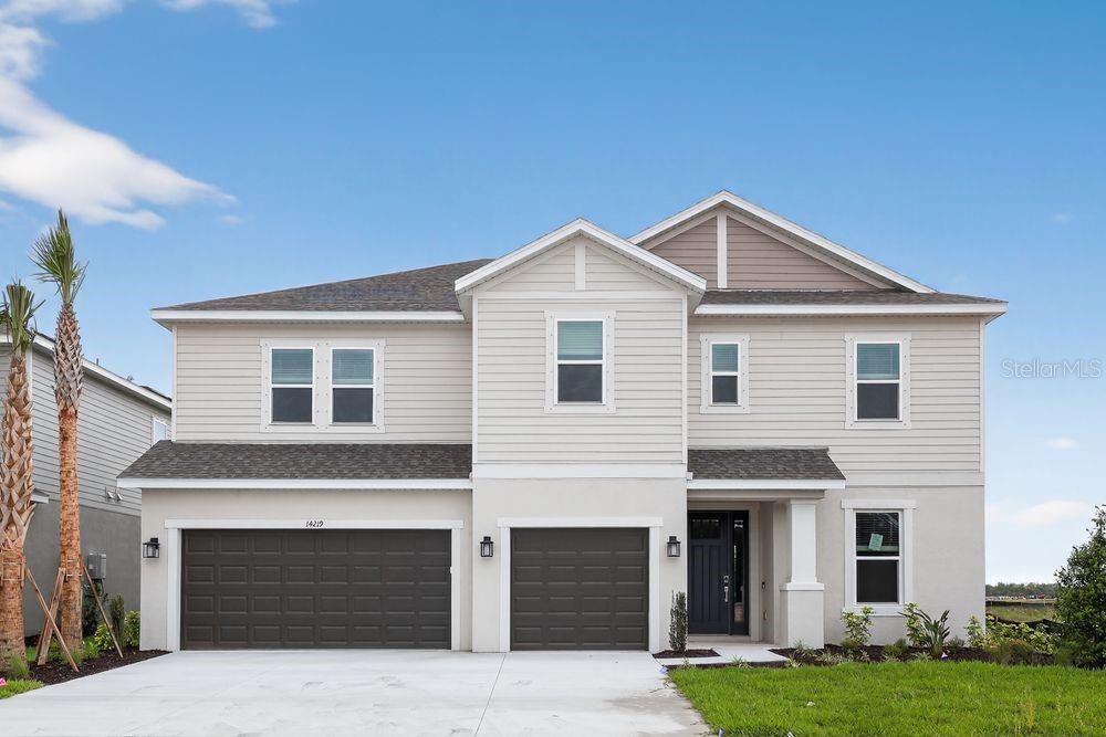 Single Family Residence in PARRISH, FL - Daniel Dourado