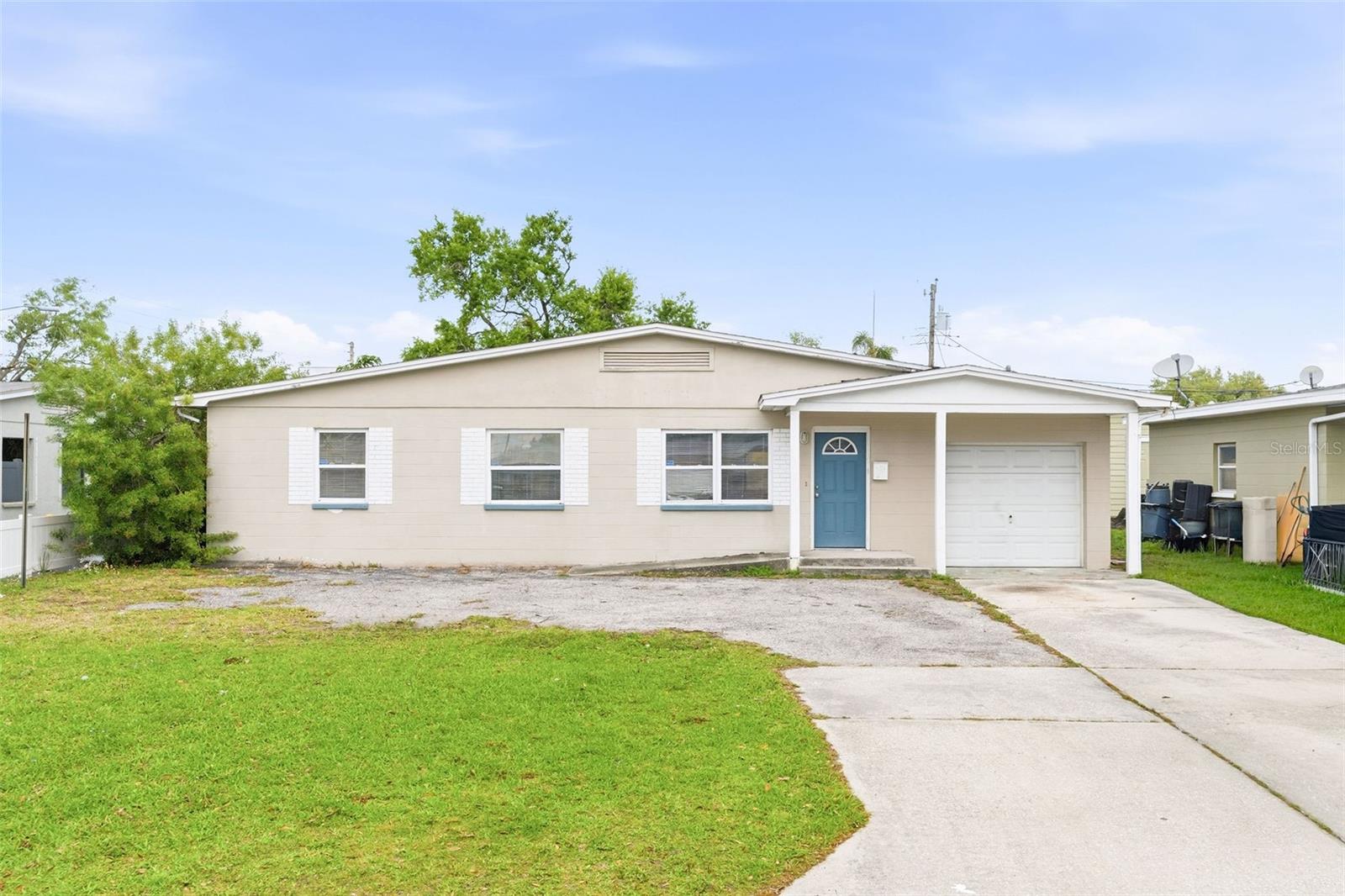 Single Family Residence em PINELLAS PARK, FL - Daniel Dourado