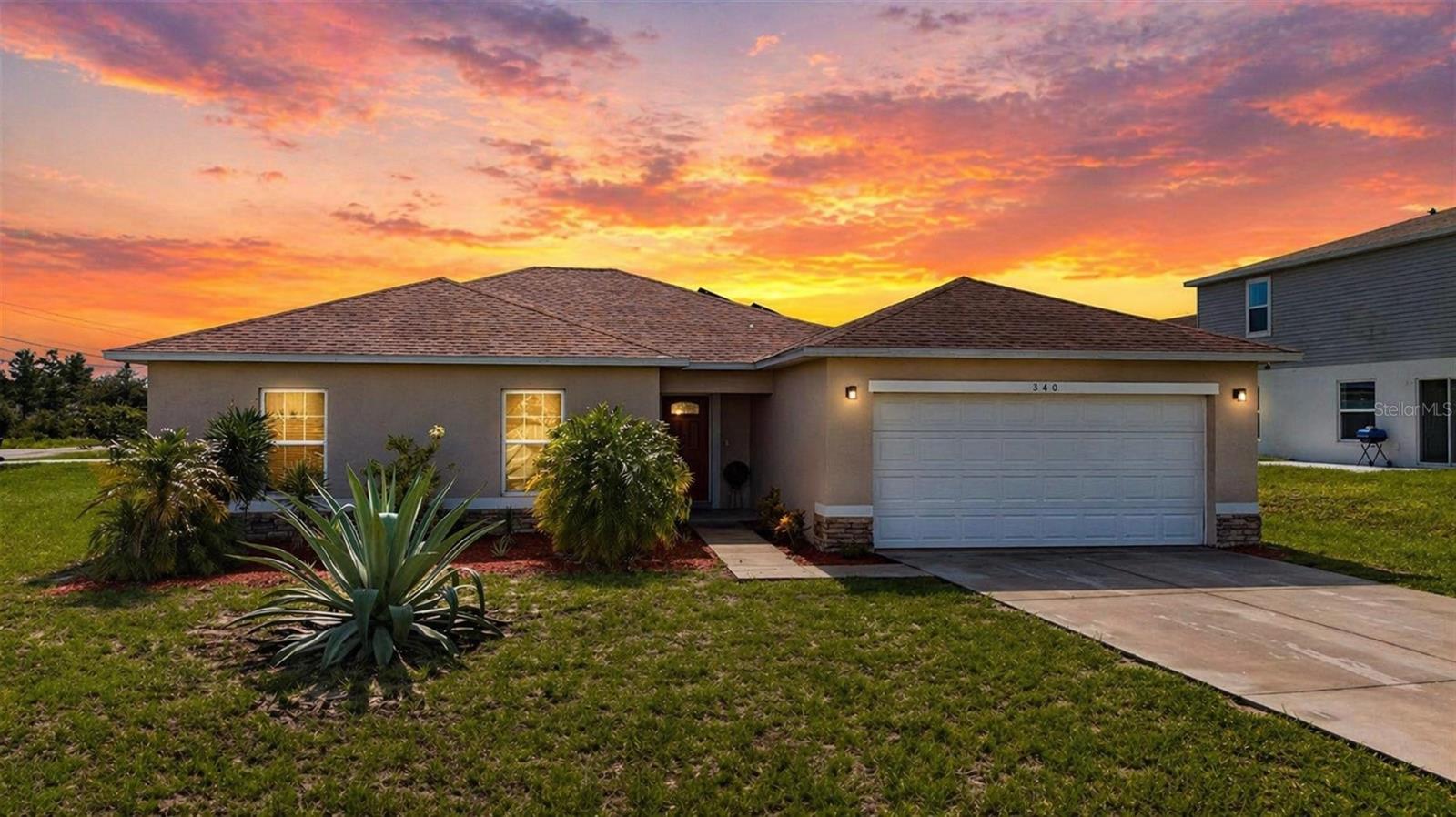 Single Family Residence in KISSIMMEE, FL - Daniel Dourado