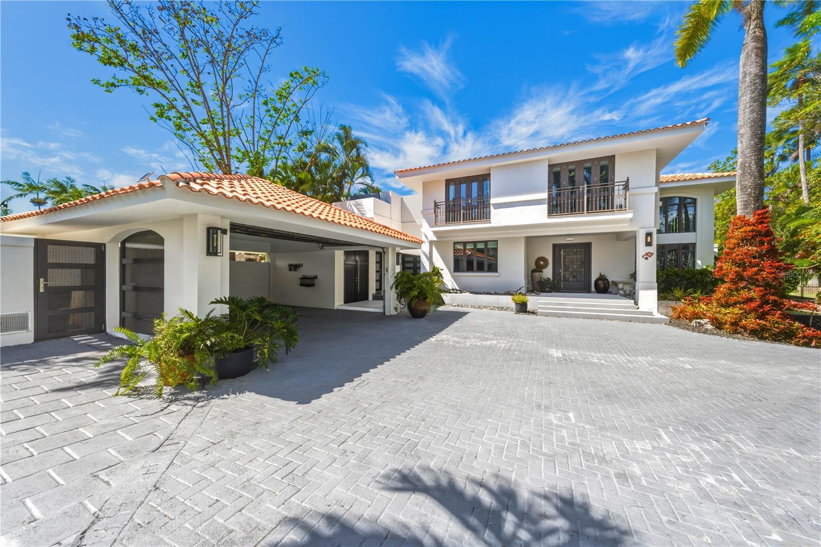 Single Family Residence in DORADO, PR - Daniel Dourado