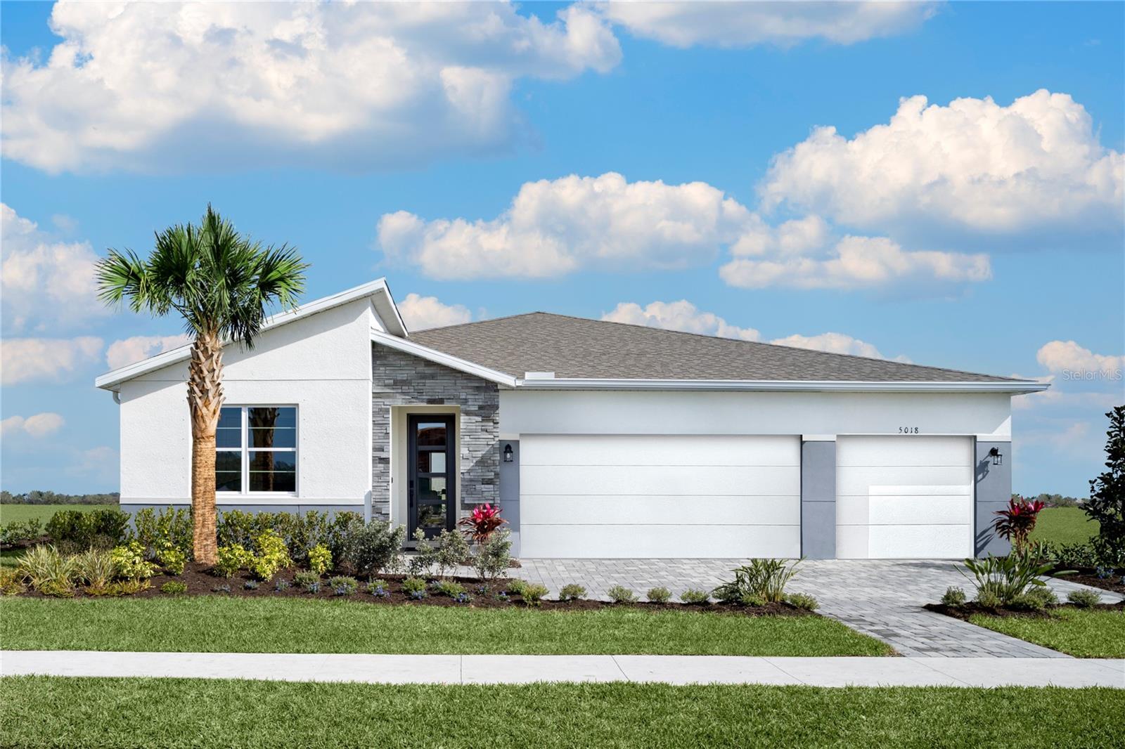 Single Family Residence in PARRISH, FL - Daniel Dourado