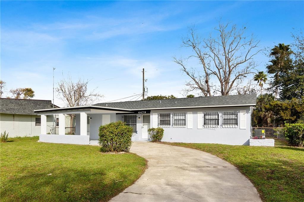 Single Family Residence in ORLANDO, FL - Daniel Dourado
