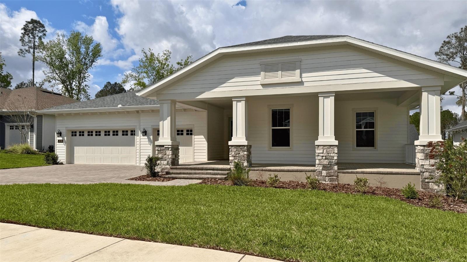 Single Family Residence in BROOKSVILLE, FL - Daniel Dourado