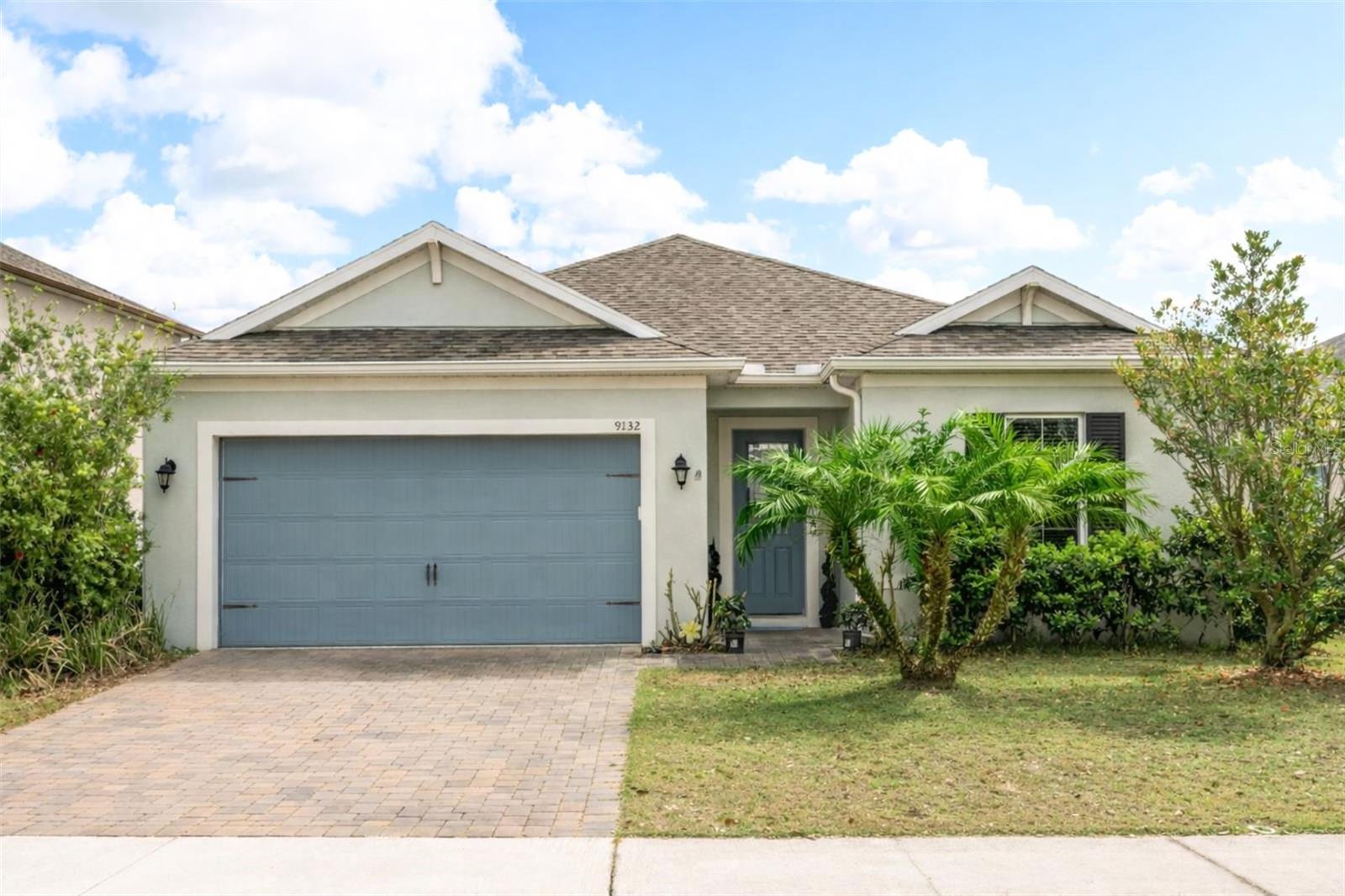 Single Family Residence in DAVENPORT, FL - Daniel Dourado