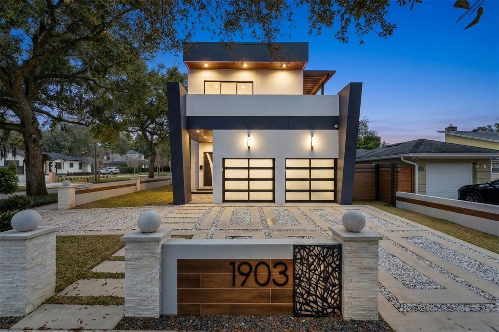 Single Family Residence in WINTER PARK, FL - Daniel Dourado