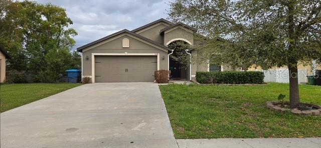 Single Family Residence in DELTONA, FL - Daniel Dourado