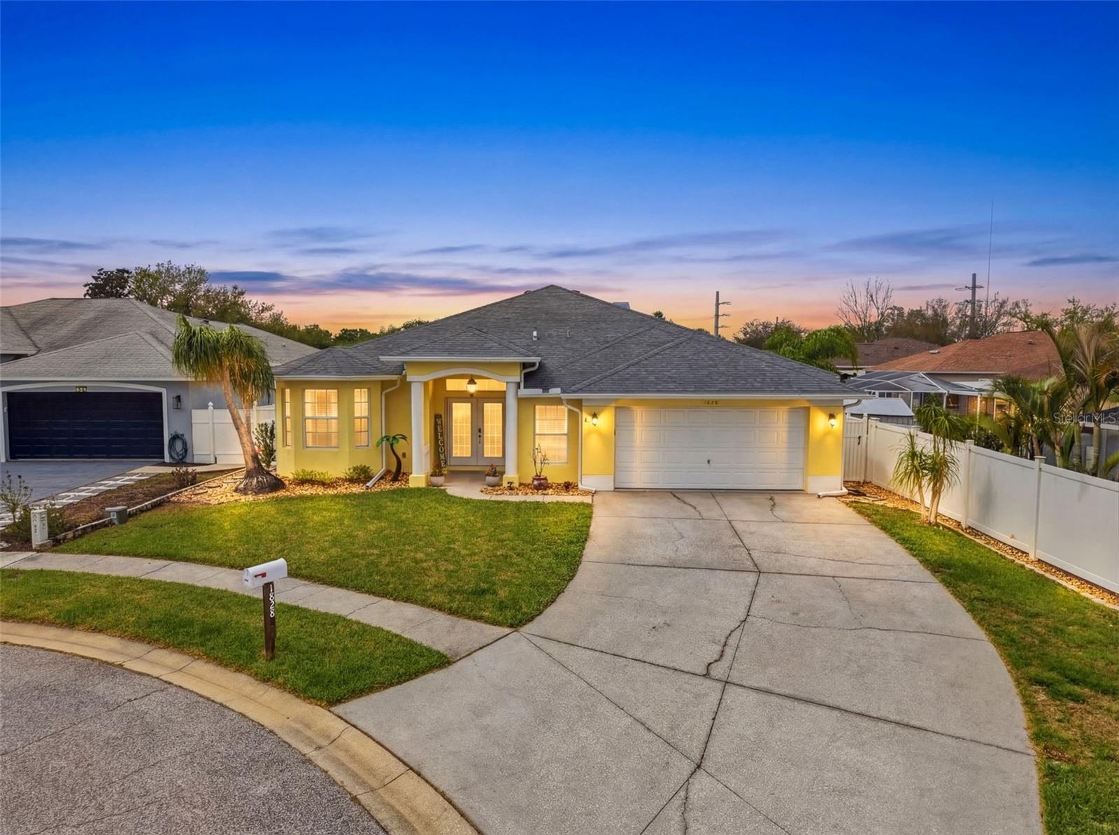 Single Family Residence em TARPON SPRINGS, FL - Daniel Dourado
