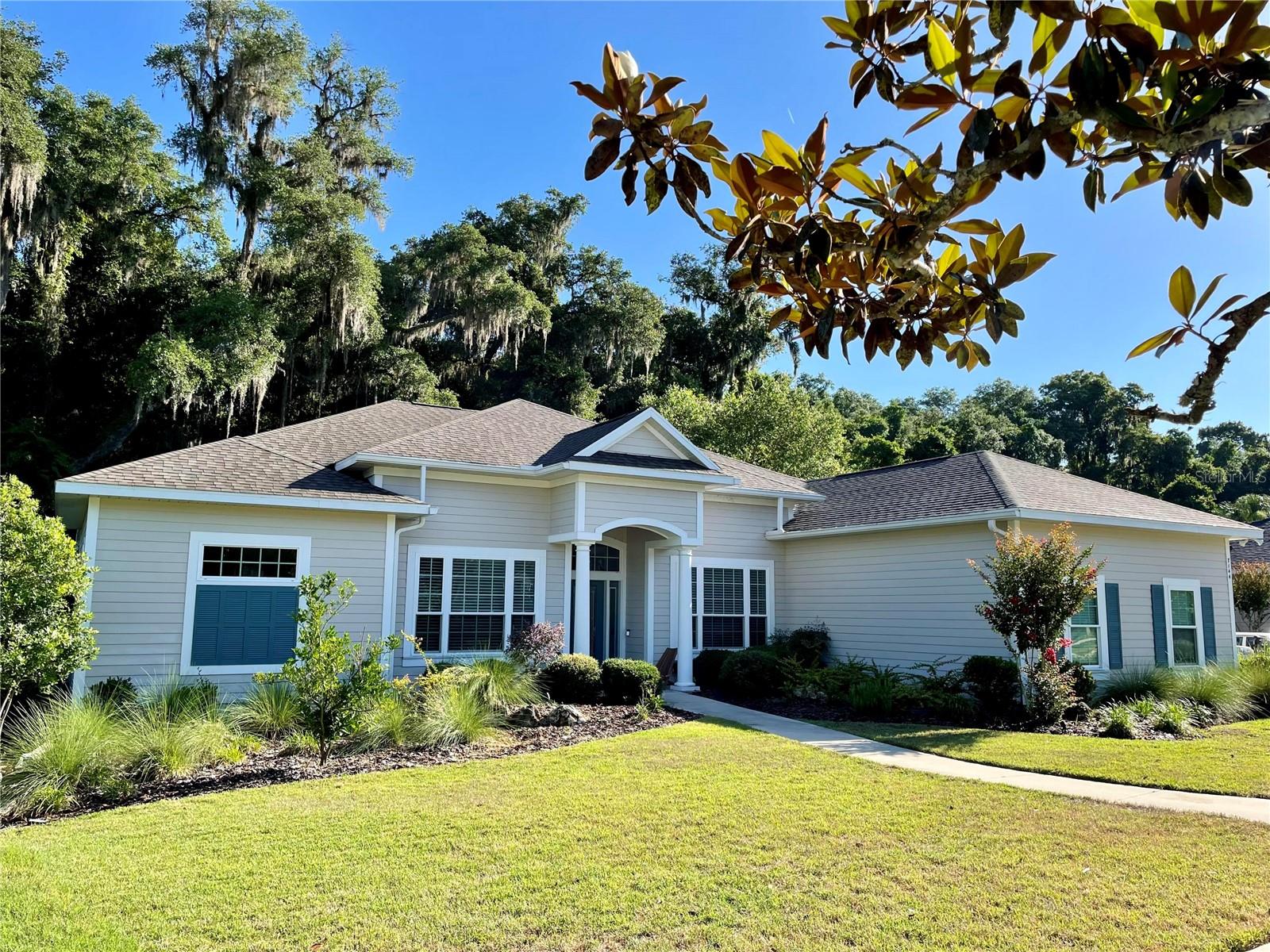 Single Family Residence in GAINESVILLE, FL - Daniel Dourado