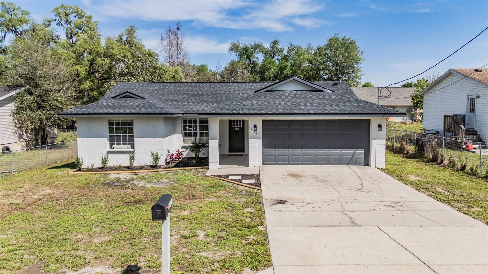 Single Family Residence em DADE CITY, FL - Daniel Dourado