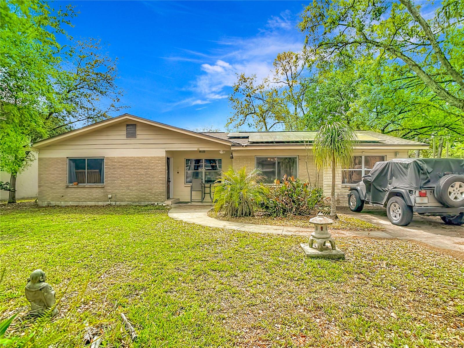 Single Family Residence em BRANDON, FL - Daniel Dourado