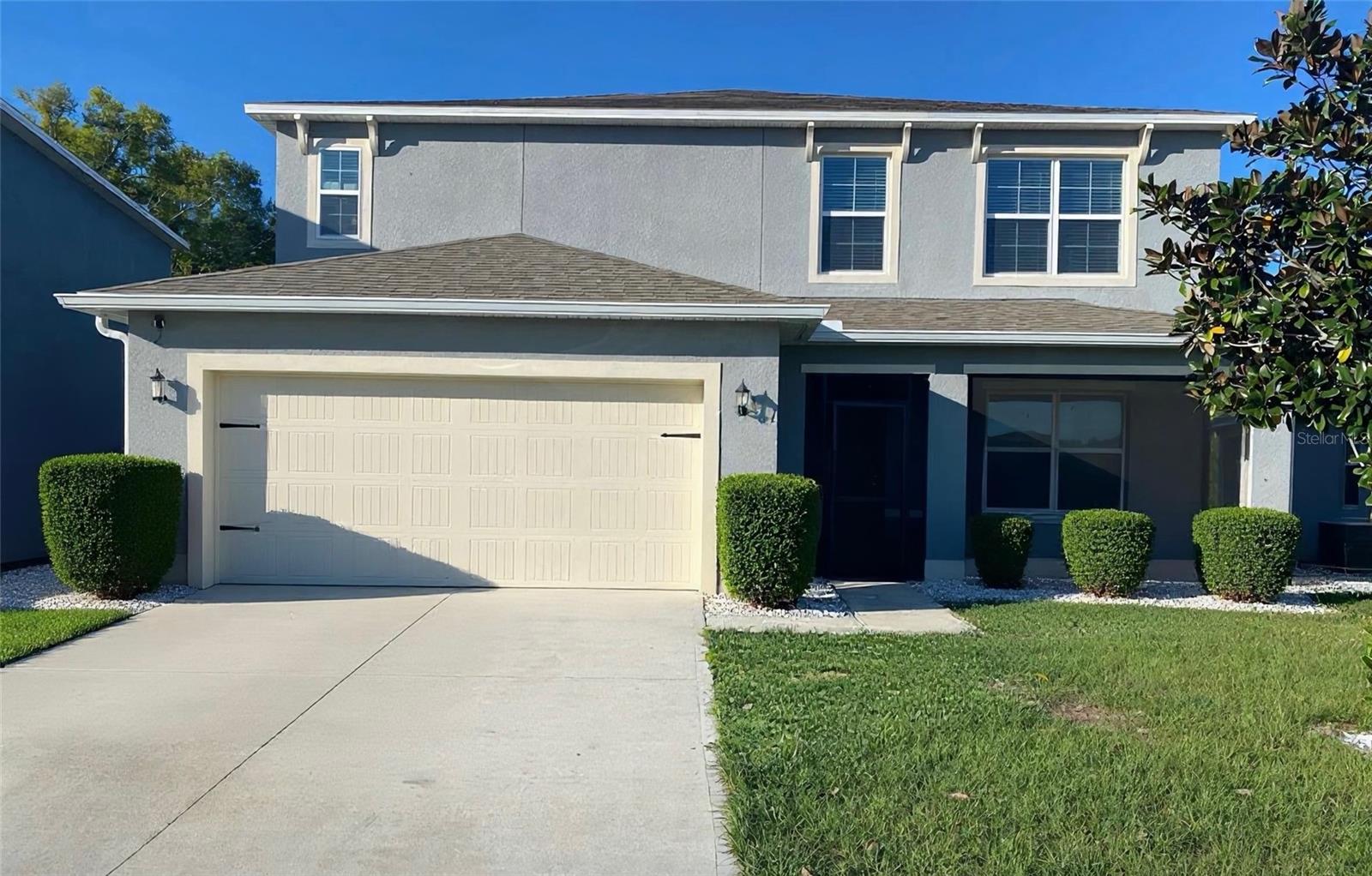 Single Family Residence in MOUNT DORA, FL - Daniel Dourado