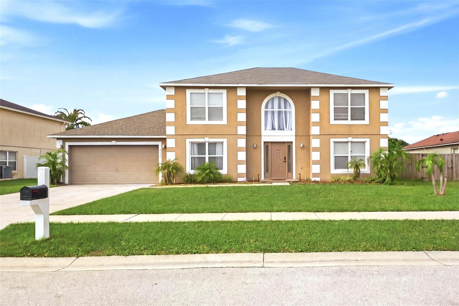 Single Family Residence em ST CLOUD, FL - Daniel Dourado