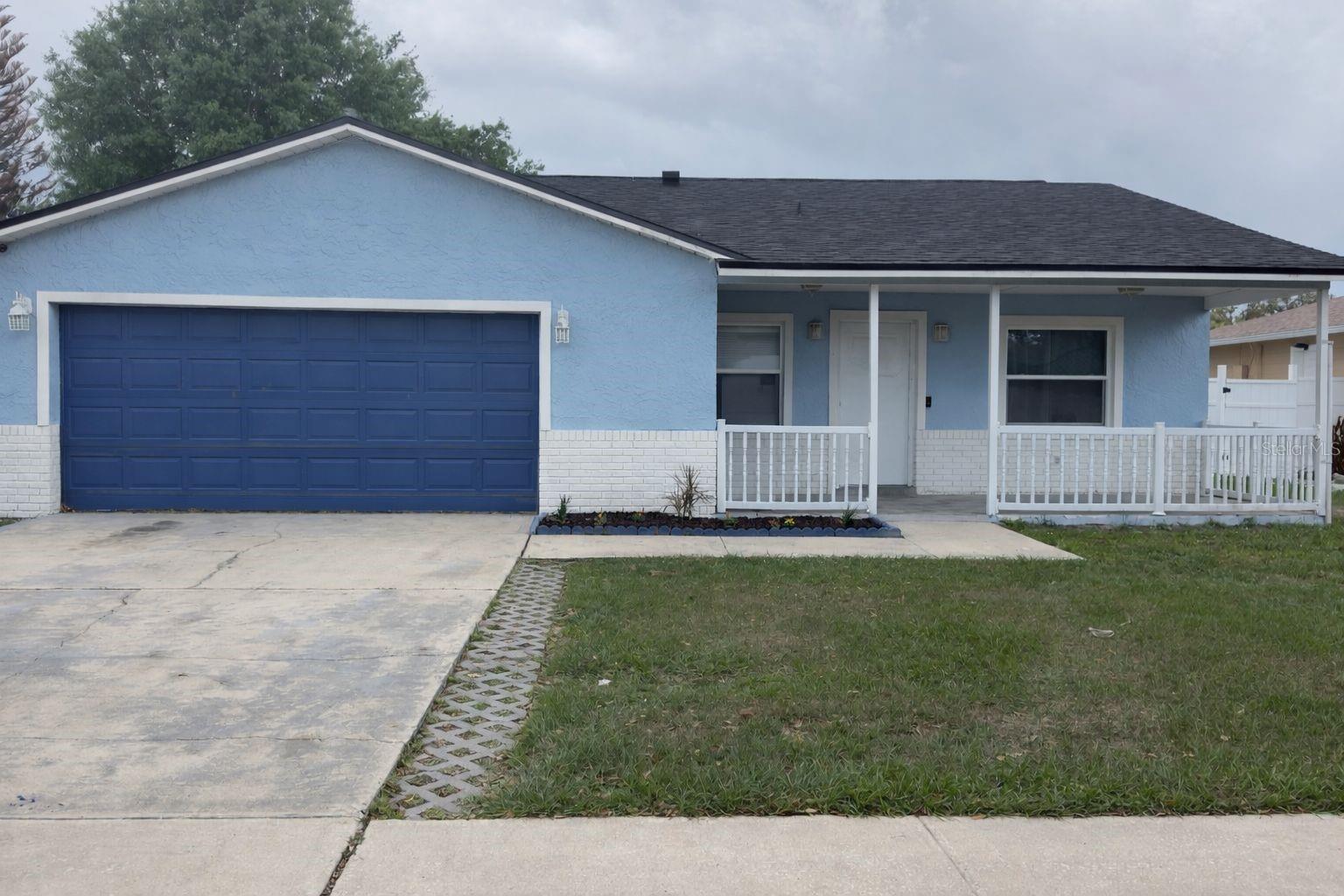 Single Family Residence em KISSIMMEE, FL - Daniel Dourado