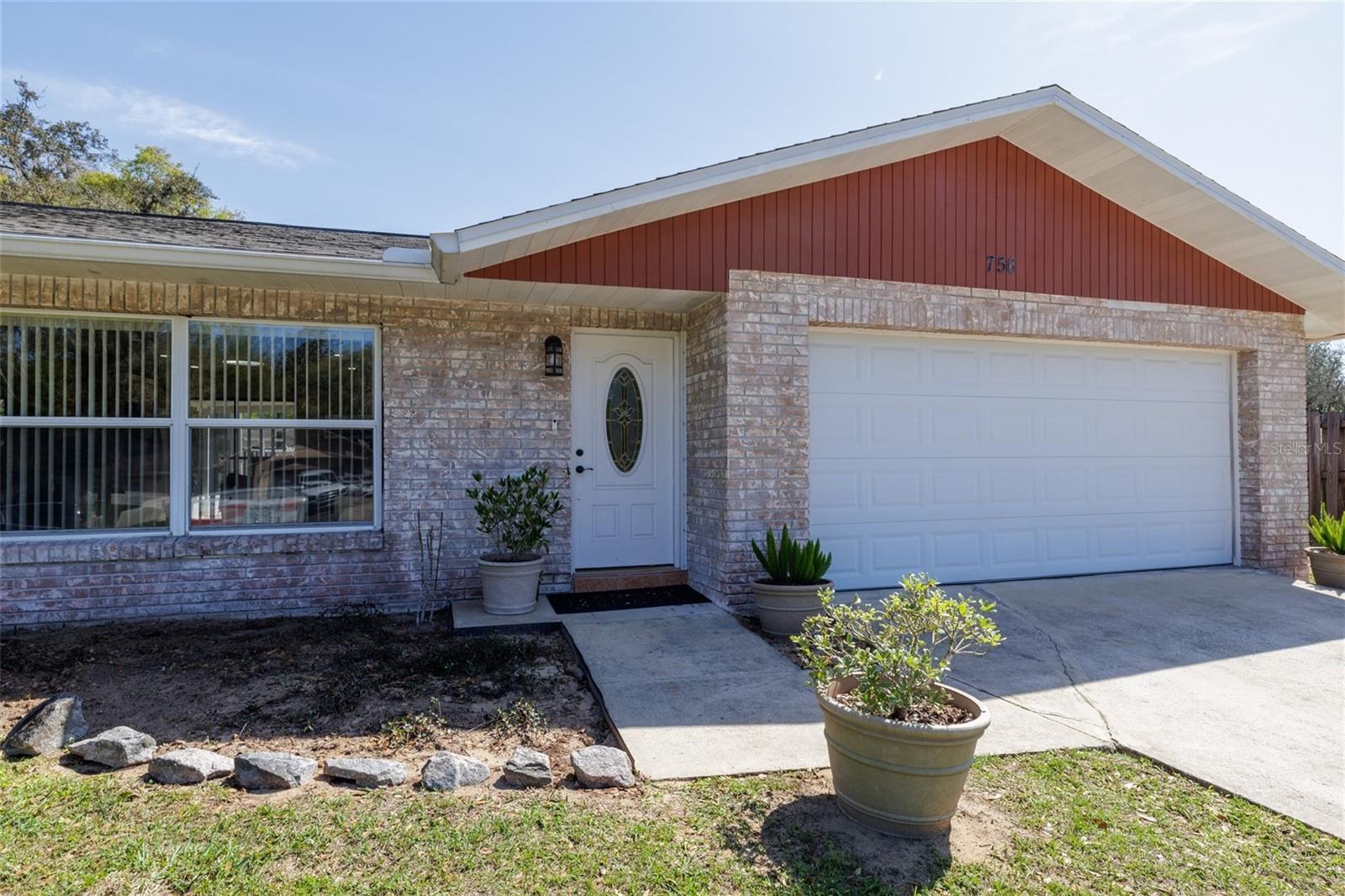 Single Family Residence in PORT ORANGE, FL - Daniel Dourado