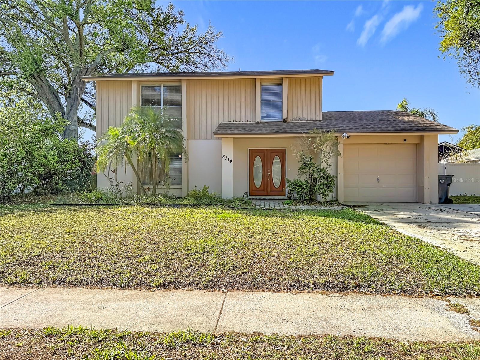 Single Family Residence in TAMPA, FL - Daniel Dourado