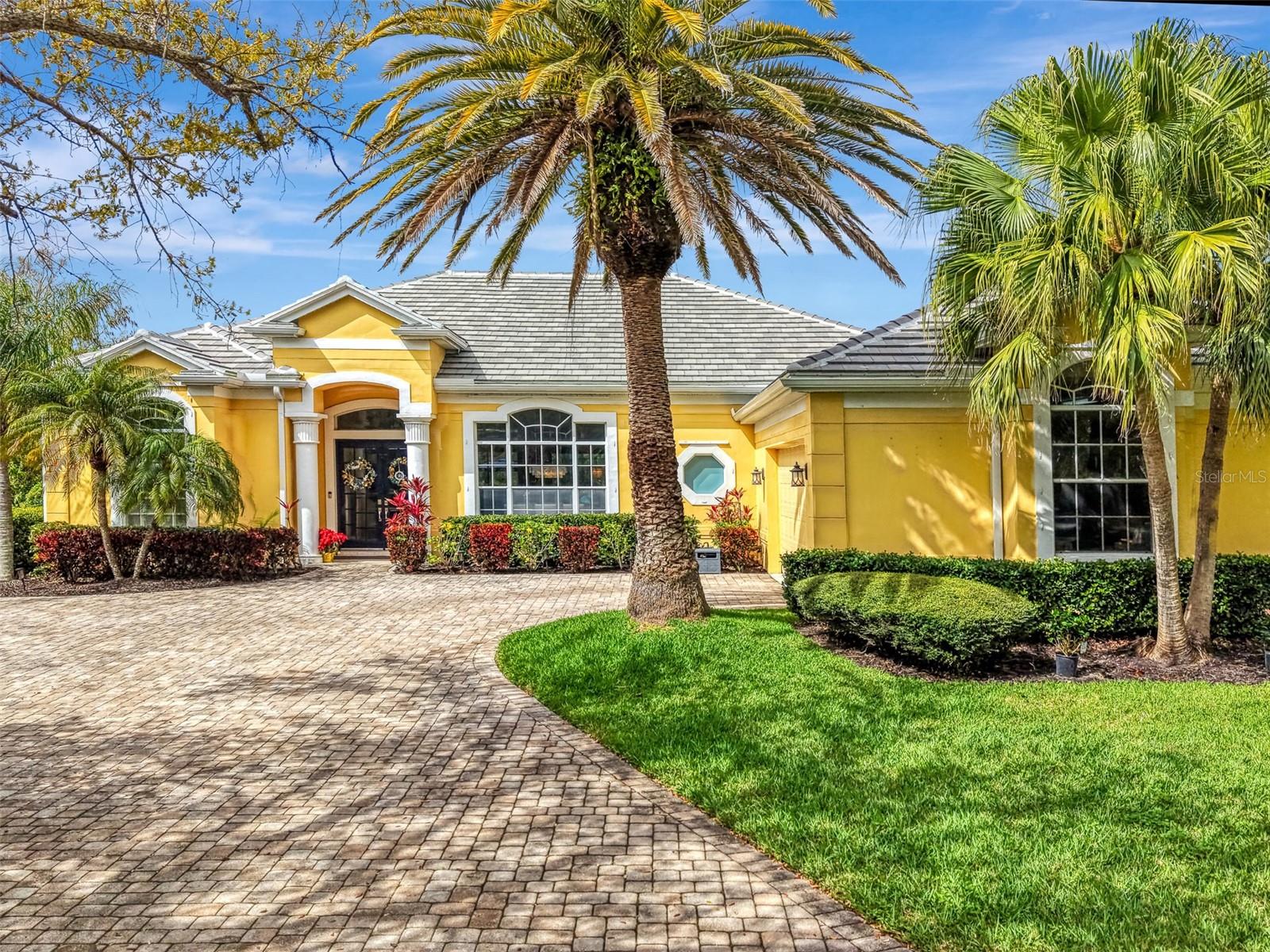 Single Family Residence em ENGLEWOOD, FL - Daniel Dourado