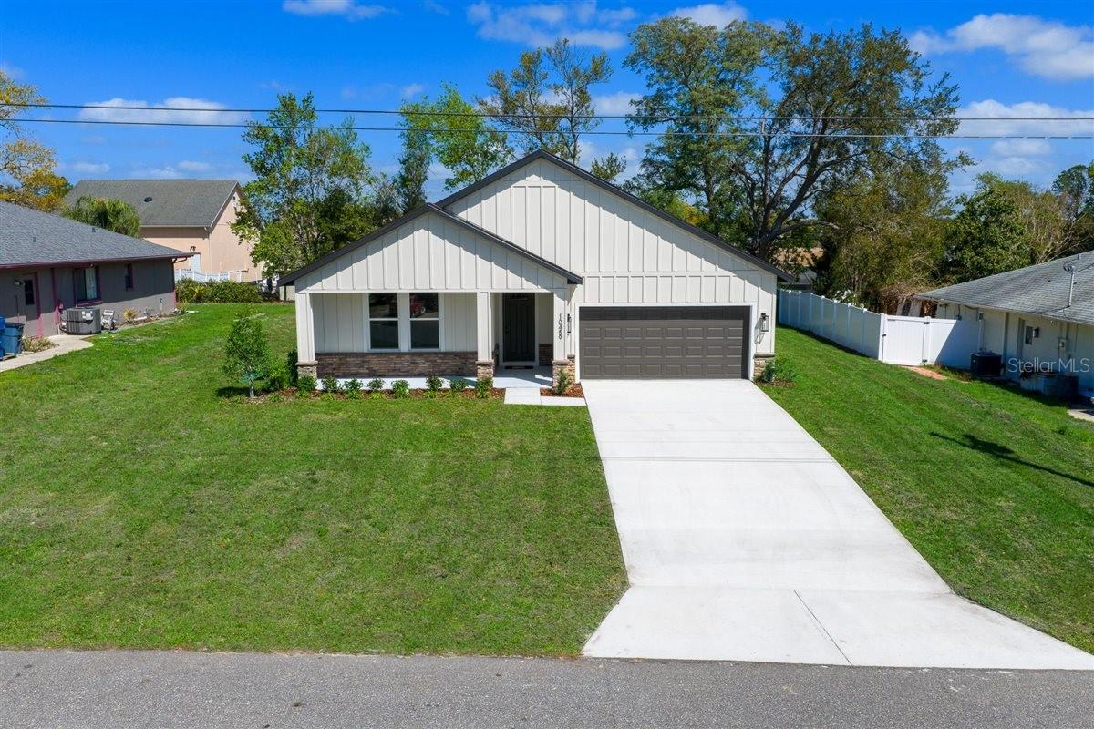 Single Family Residence em SPRING HILL, FL - Daniel Dourado