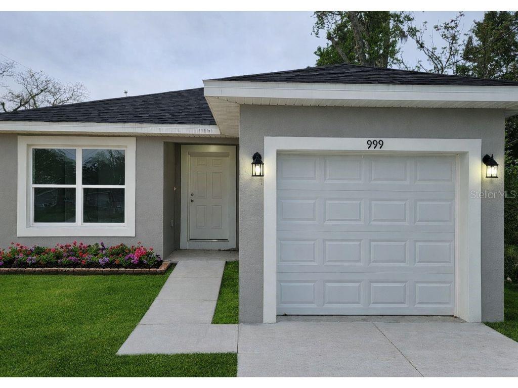 Single Family Residence in HAINES CITY, FL - Daniel Dourado