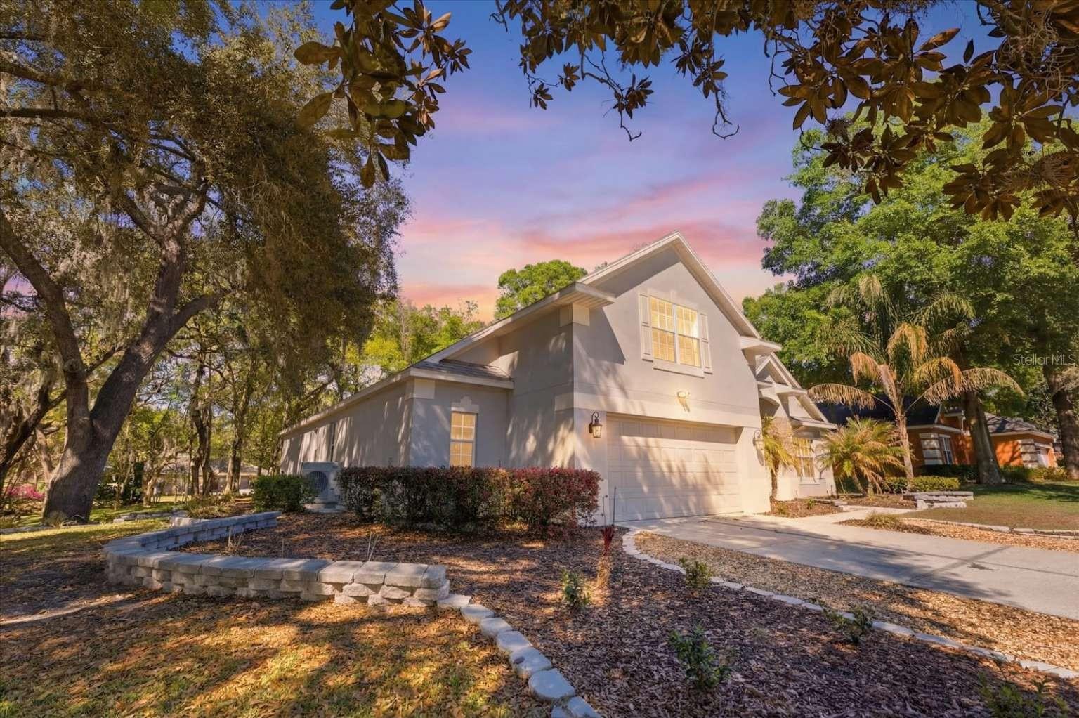 Single Family Residence in APOPKA, FL - Daniel Dourado