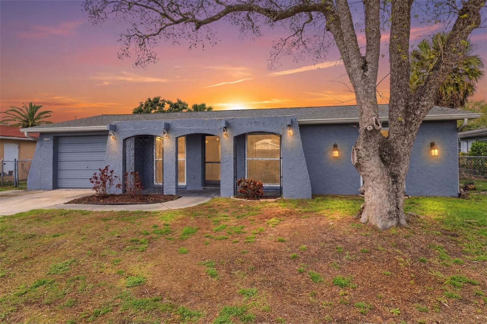 Single Family Residence em PORT RICHEY, FL - Daniel Dourado