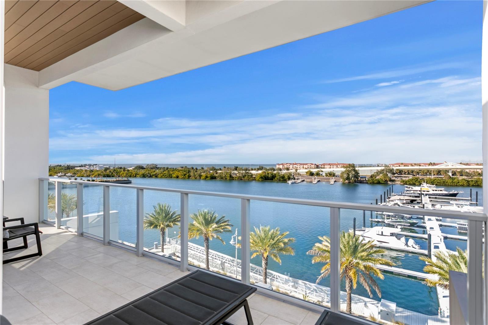 Townhouse in TAMPA, FL - Daniel Dourado
