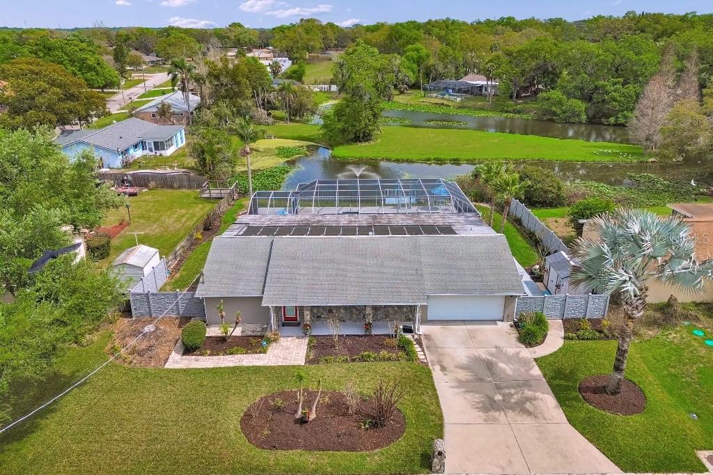 Single Family Residence in BRANDON, FL - Daniel Dourado