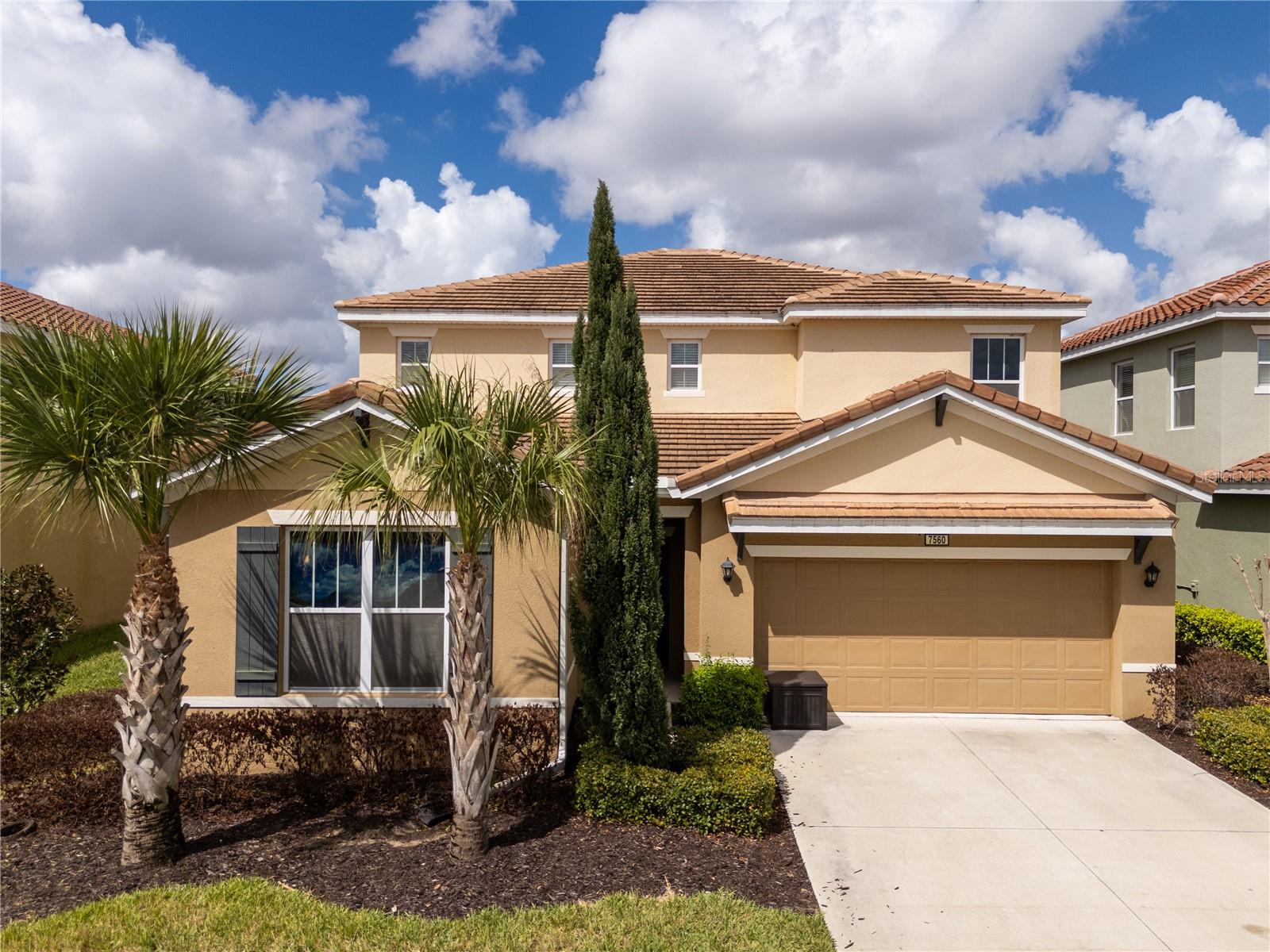 Single Family Residence in DAVENPORT, FL - Daniel Dourado