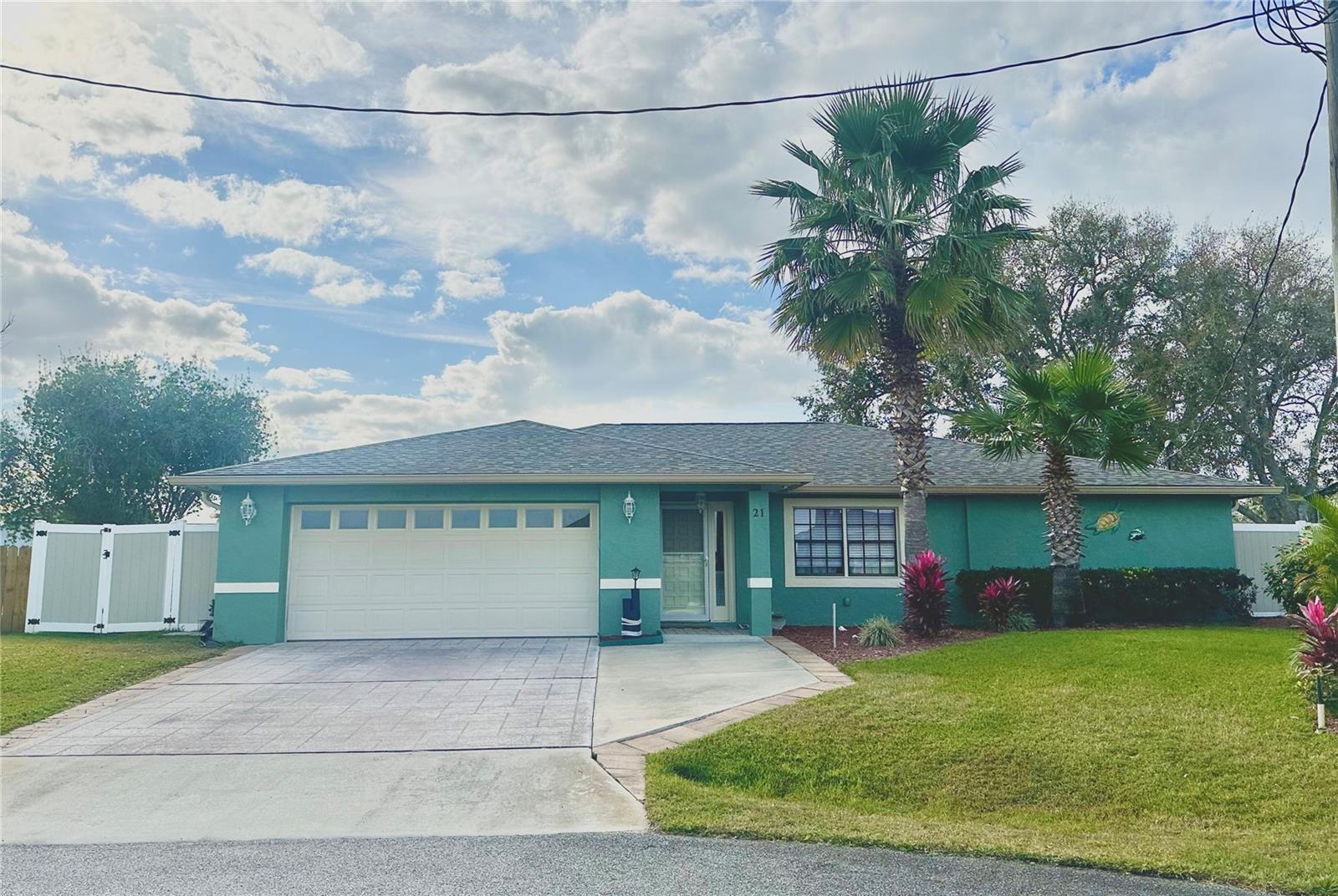 Single Family Residence in PALM COAST, FL - Daniel Dourado