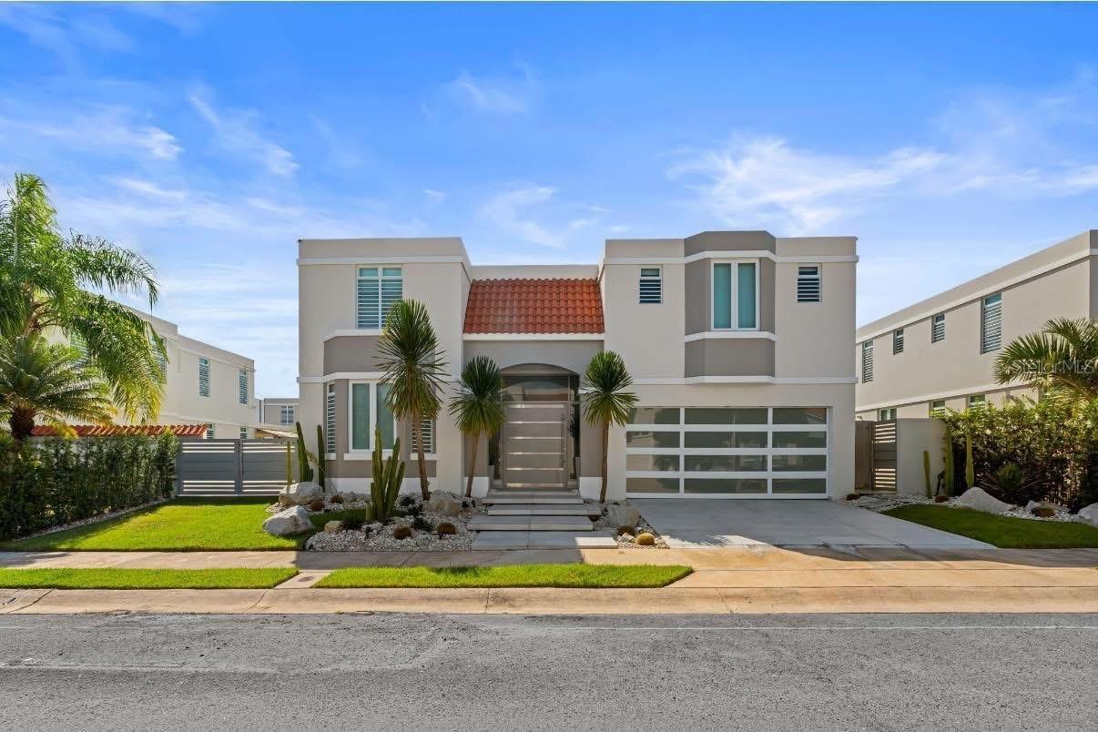 Single Family Residence in DORADO, PR - Daniel Dourado