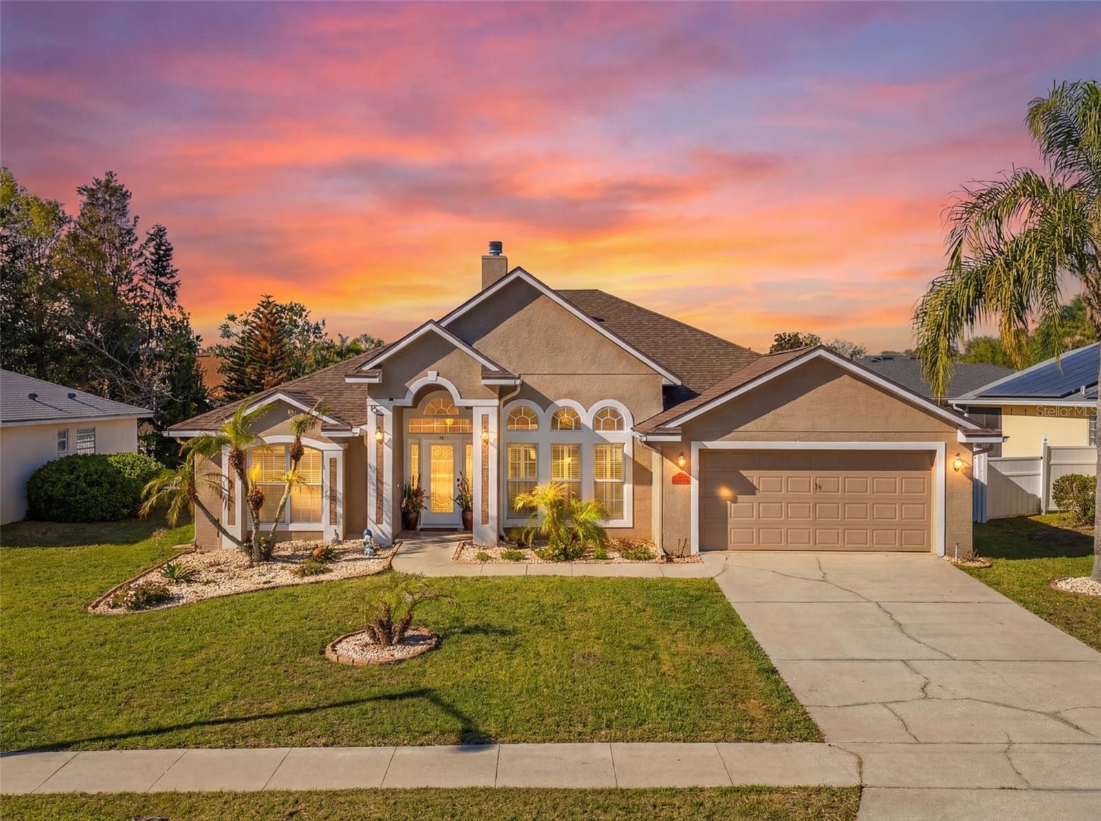 Single Family Residence in DELTONA, FL - Daniel Dourado