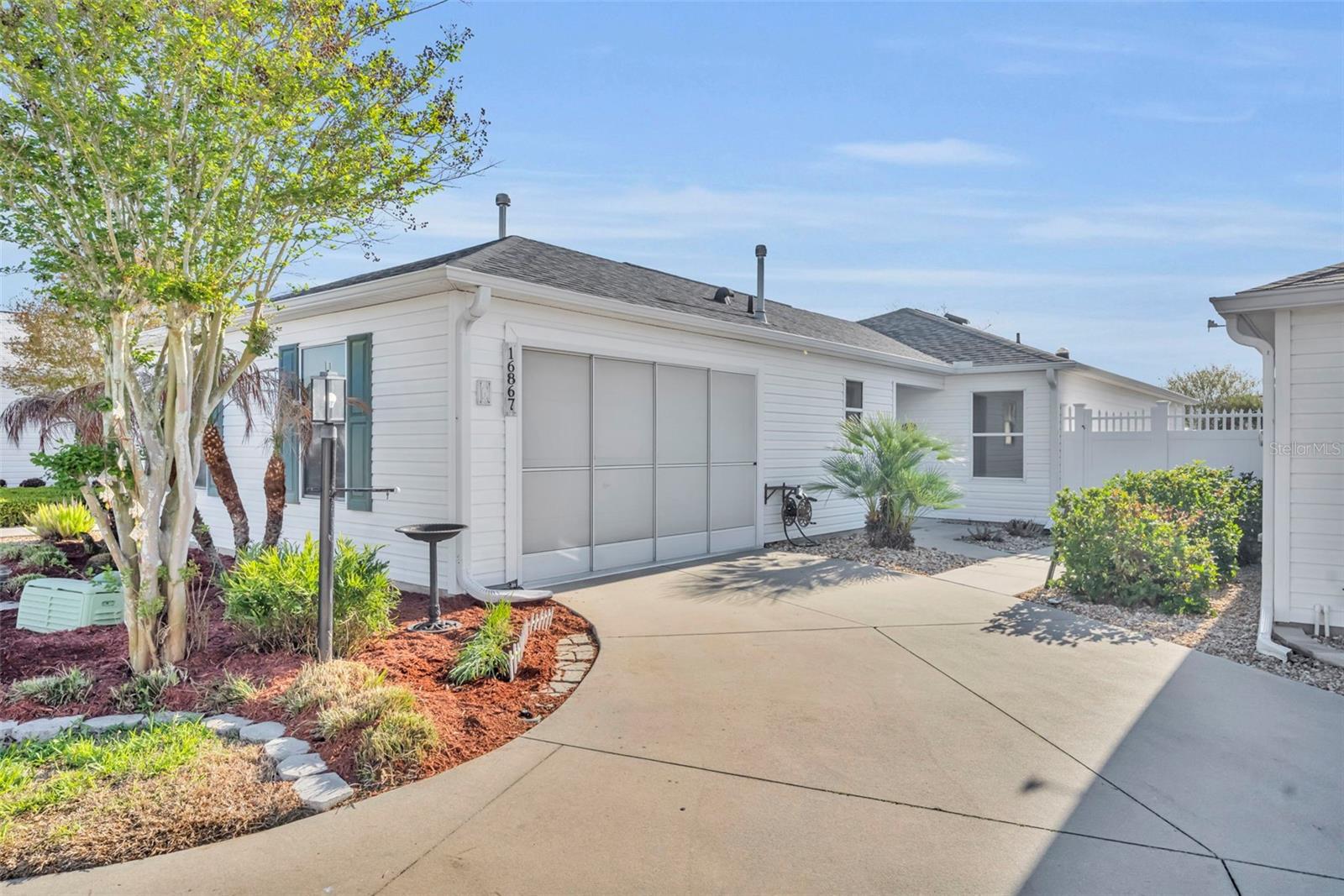 Villa in THE VILLAGES, FL - Daniel Dourado