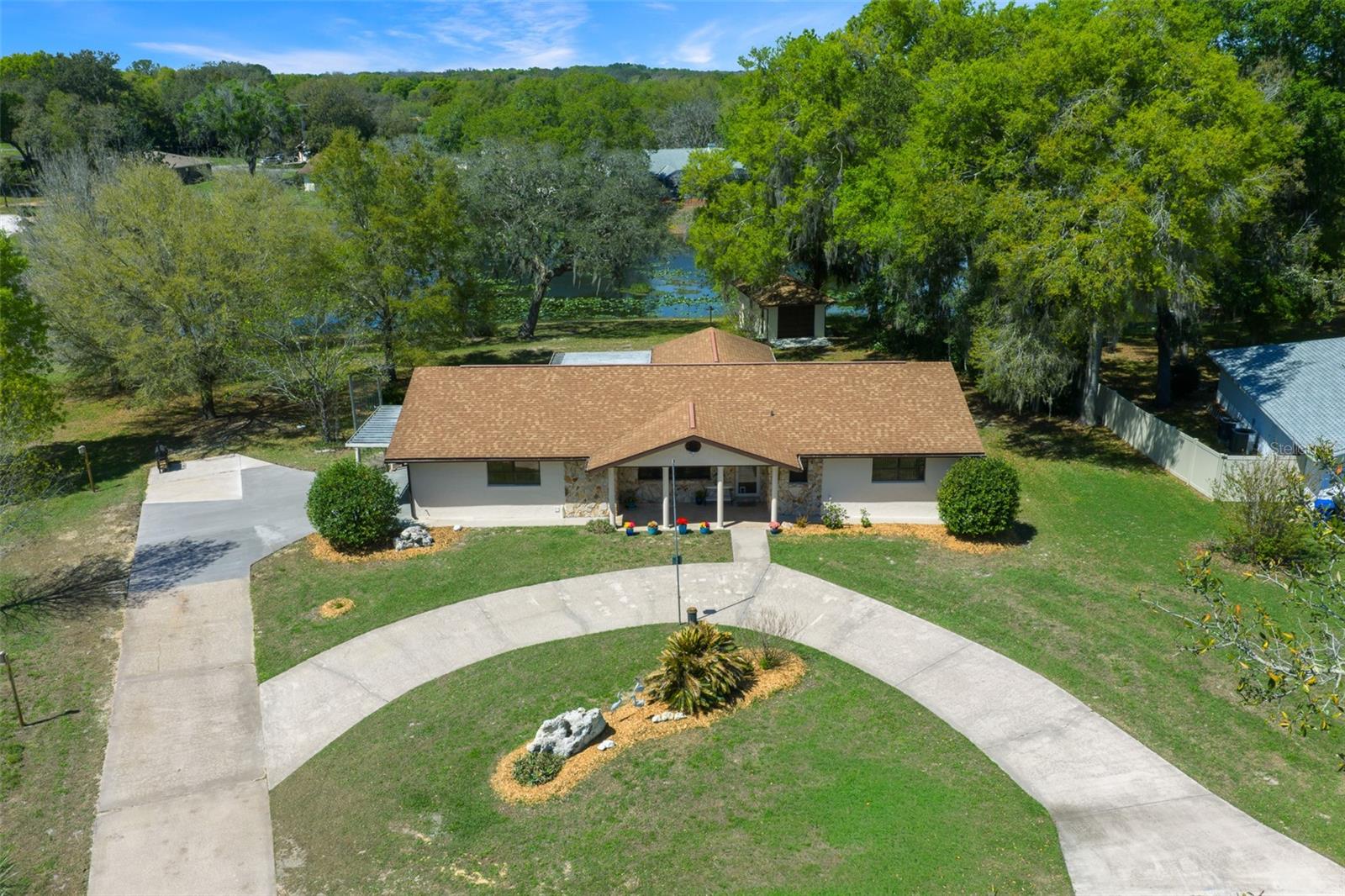 Single Family Residence in INVERNESS, FL - Daniel Dourado