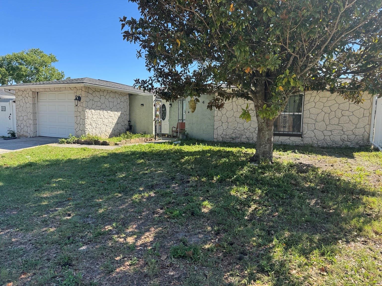 Single Family Residence em PORT RICHEY, FL - Daniel Dourado