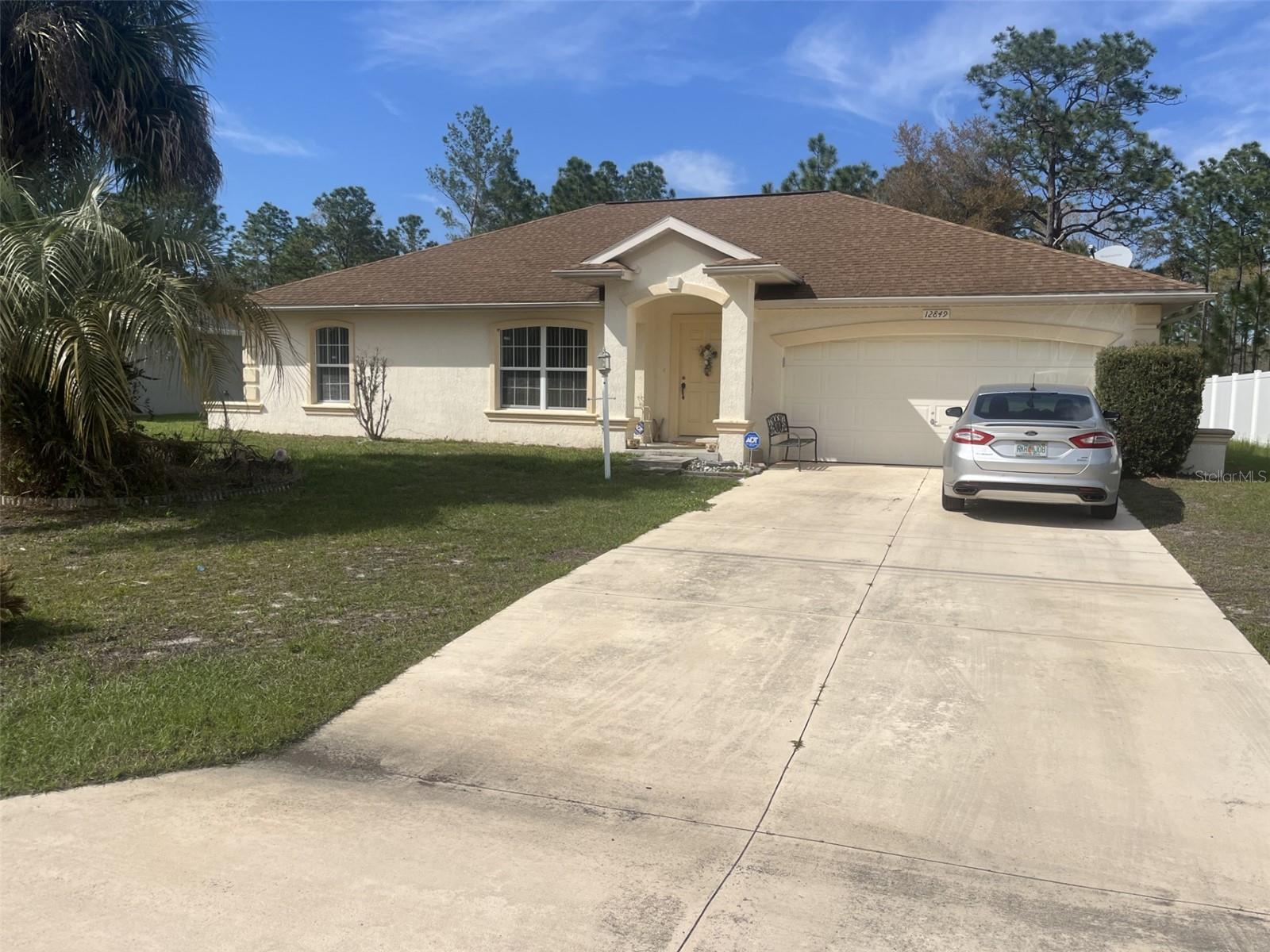 Single Family Residence in OCALA, FL - Daniel Dourado