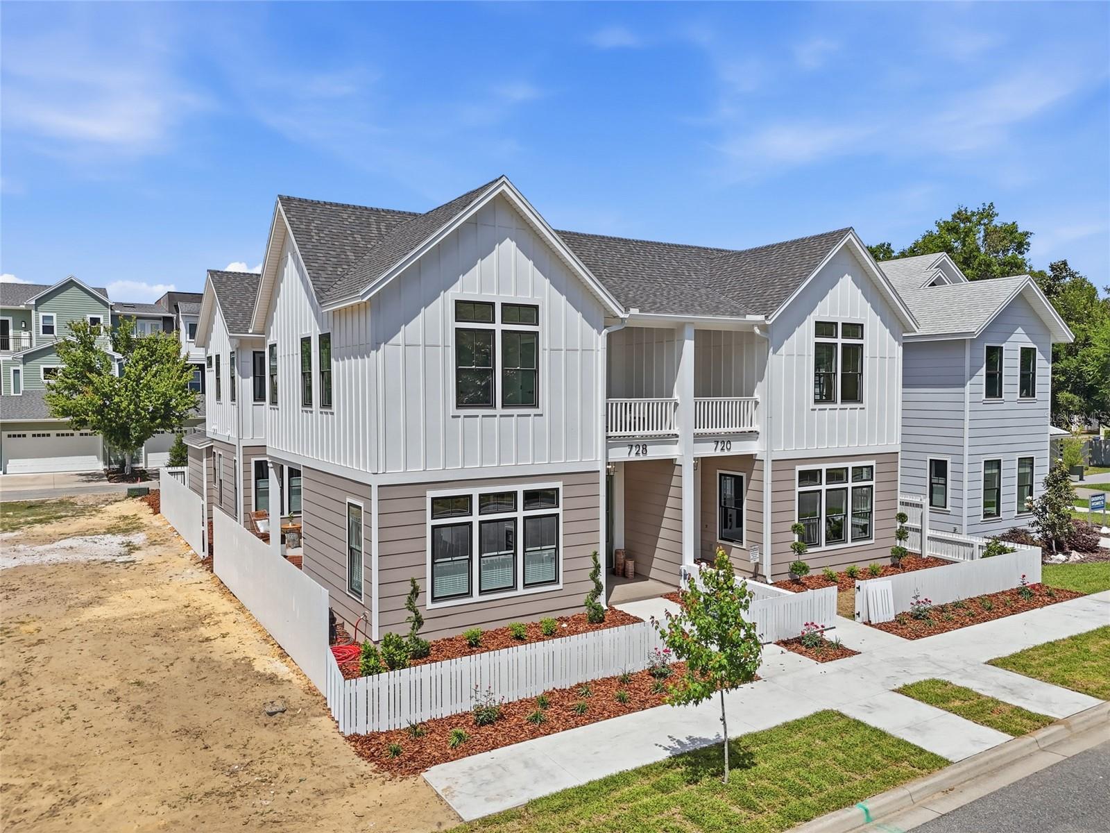 Single Family Residence em NEWBERRY, FL - Daniel Dourado